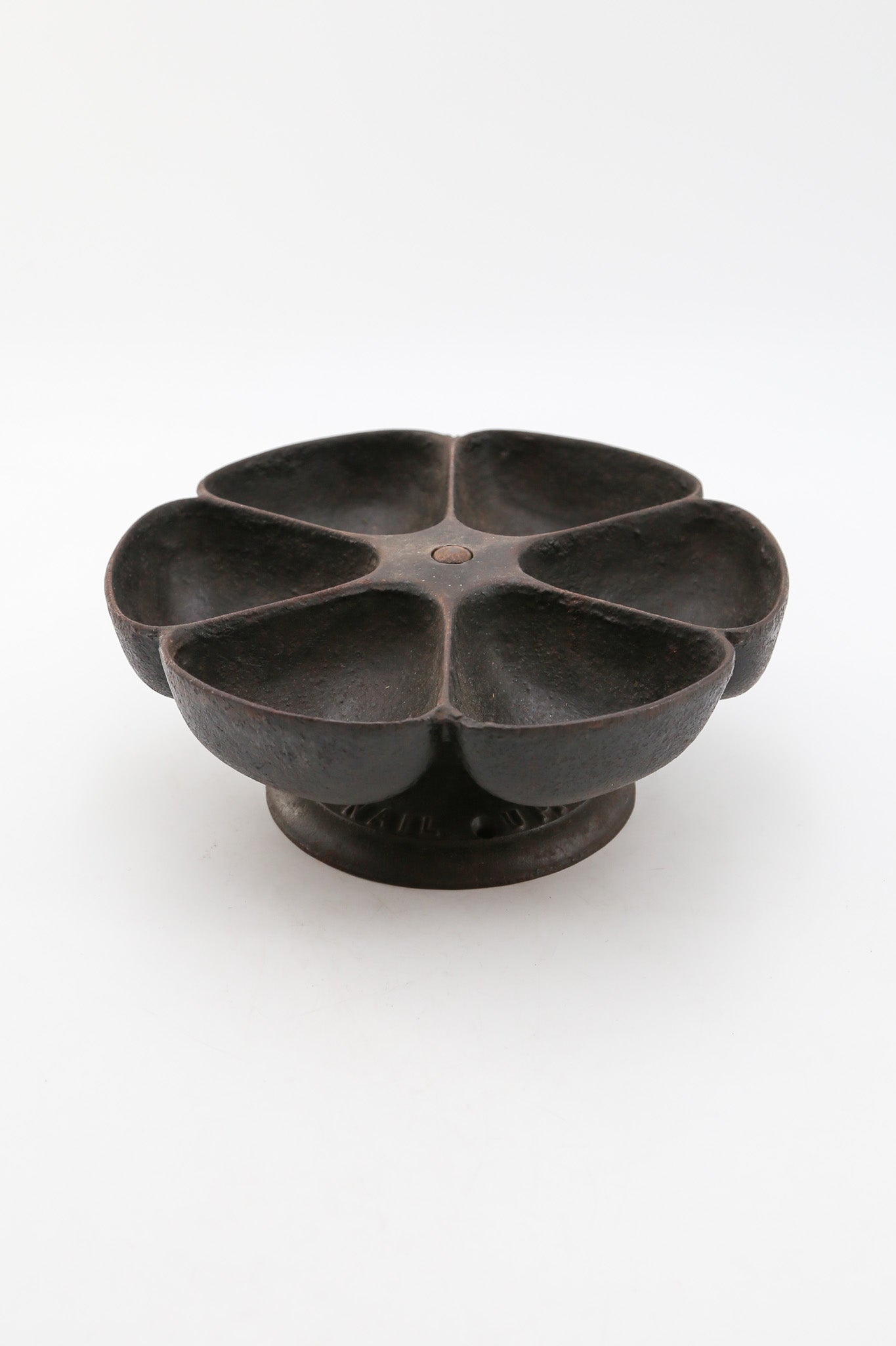 アンティーク雑貨 Nail Cup Star Nail Cup / 鋳鉄製ネイルカップ – STORE IN FACTORY Online