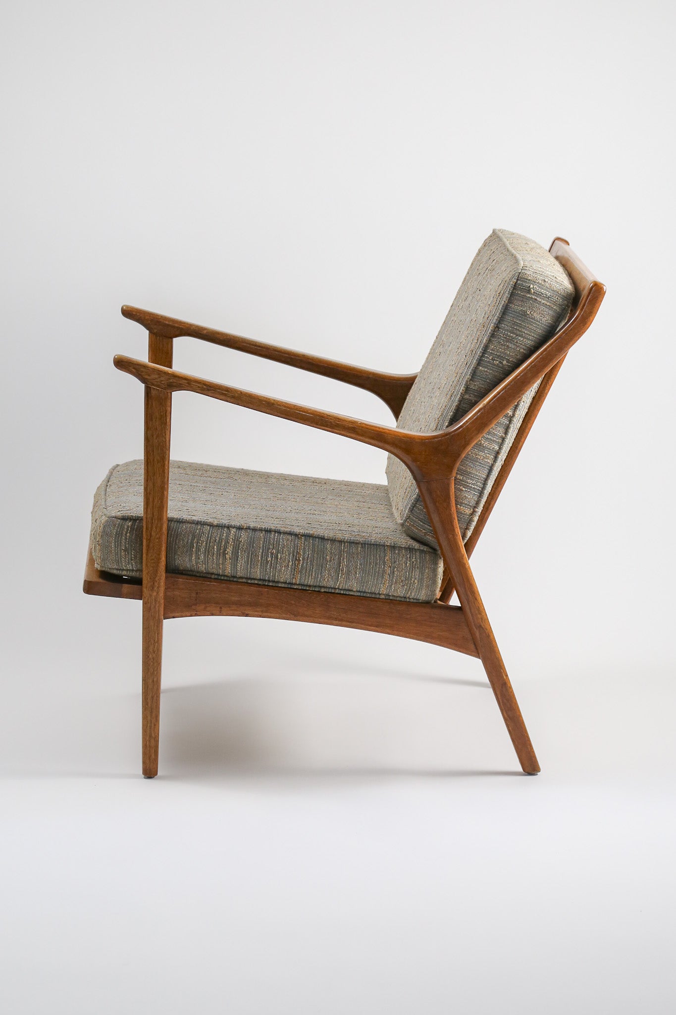 High Back Lounge Chair / ハイバック ラウンジチェア