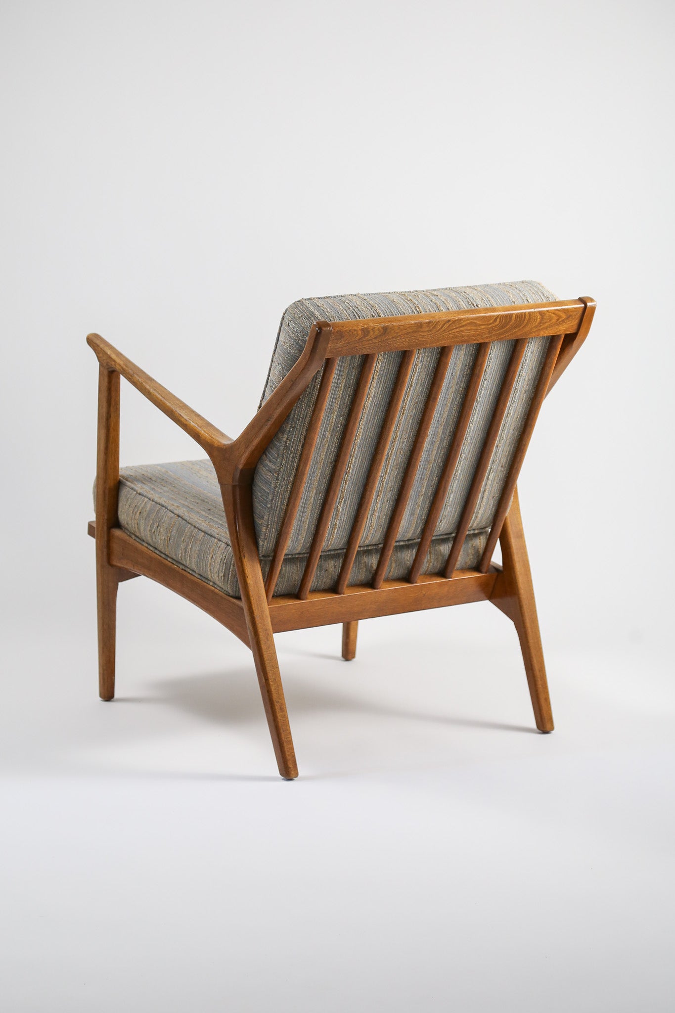 High Back Lounge Chair / ハイバック ラウンジチェア