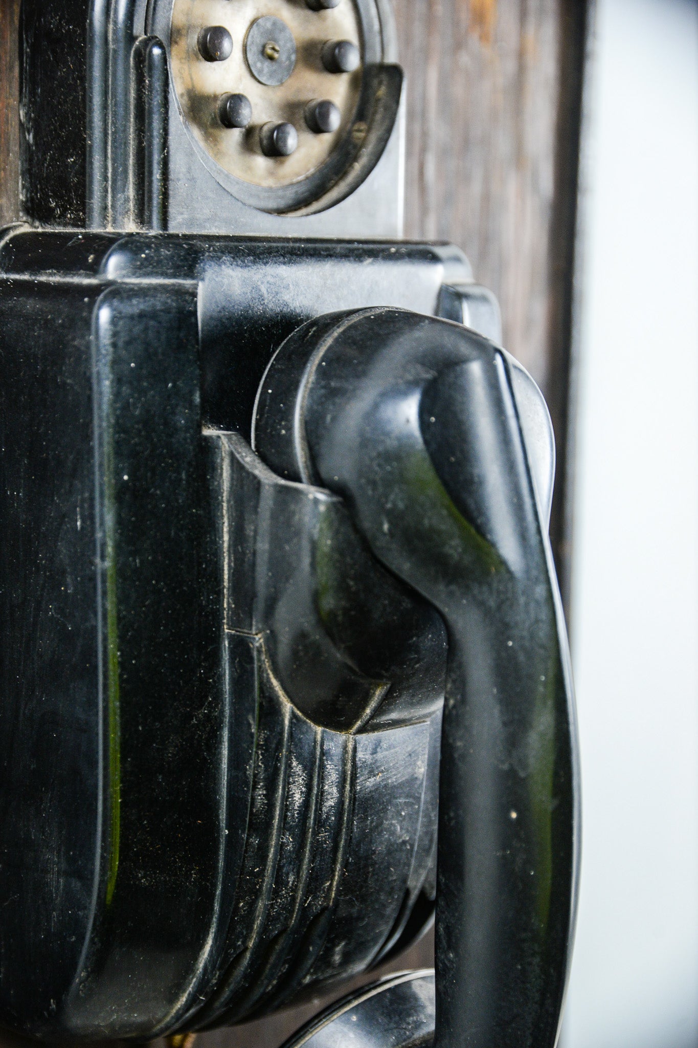 Vintage Wall-mounted Telephone / ビンテージ 壁掛け電話