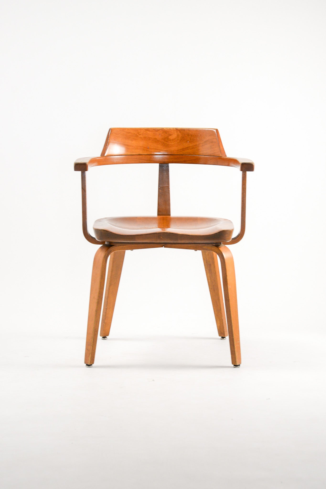 Walter Gropius Thonet W199 Chair / 木製アームチェア ワルターグロピウス