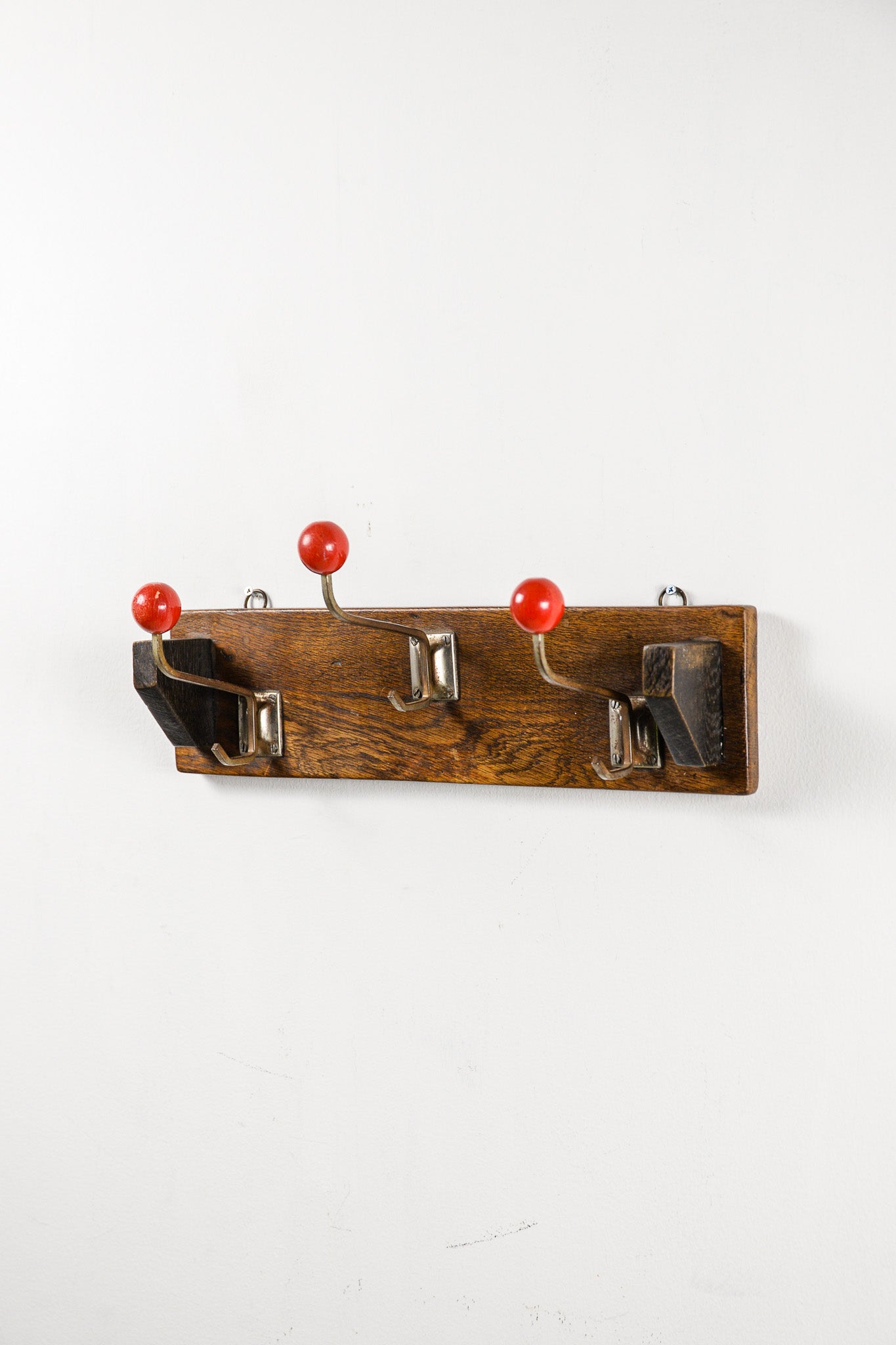 3-Hook Wall Coat Hook / 3連壁かけコートフック – STORE IN FACTORY