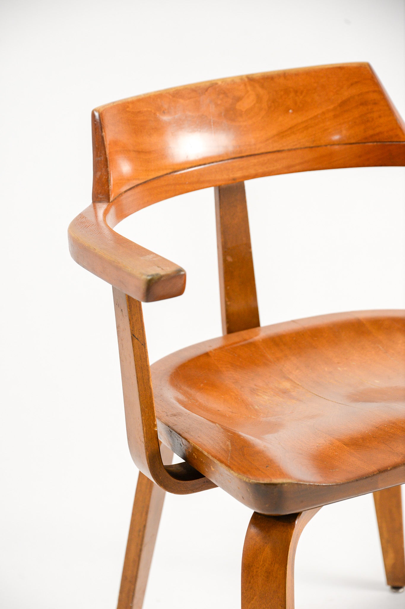 Walter Gropius Thonet W199 Chair / 木製アームチェア ワルターグロピウス