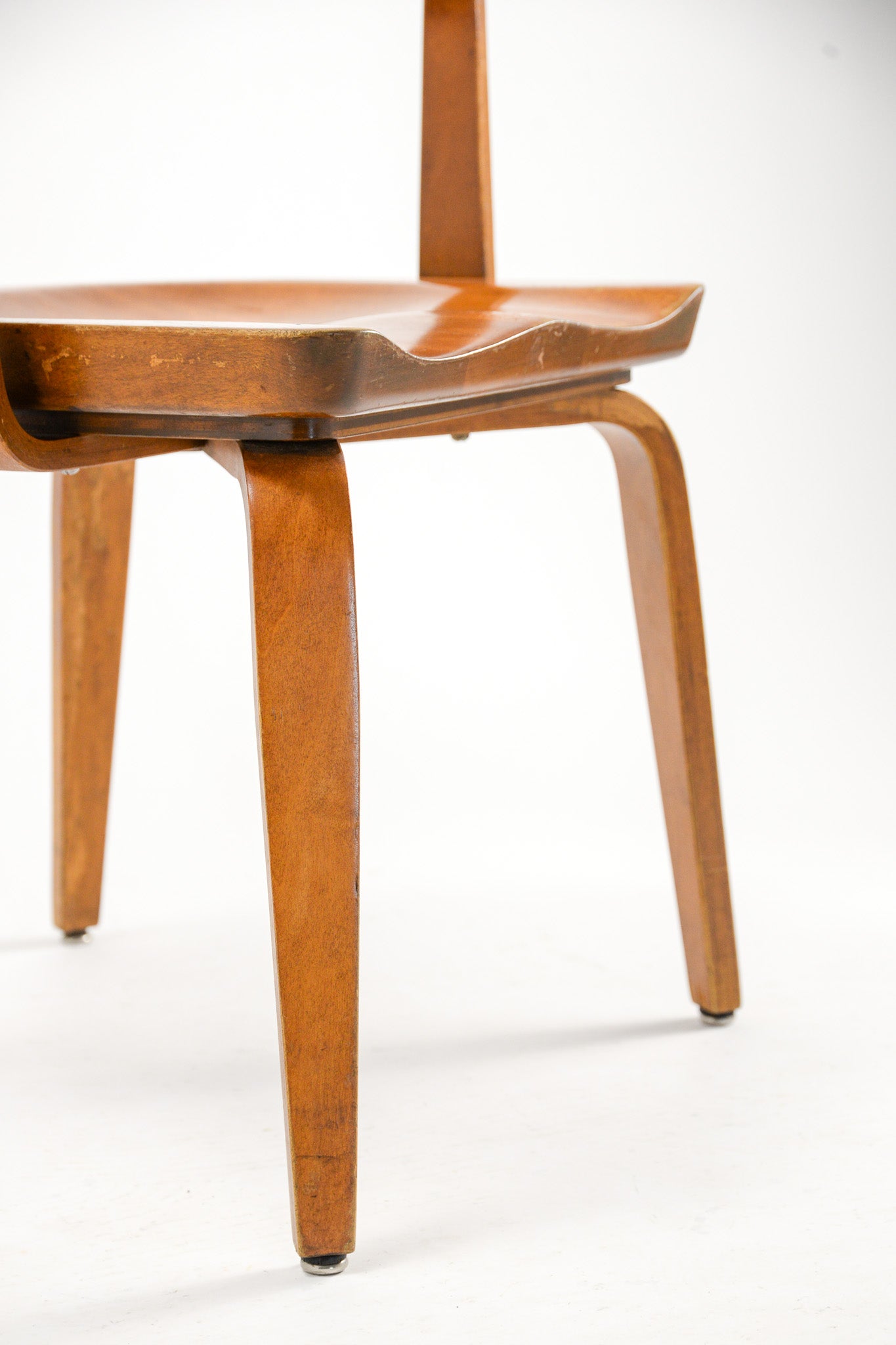 Walter Gropius Thonet W199 Chair / 木製アームチェア ワルターグロピウス