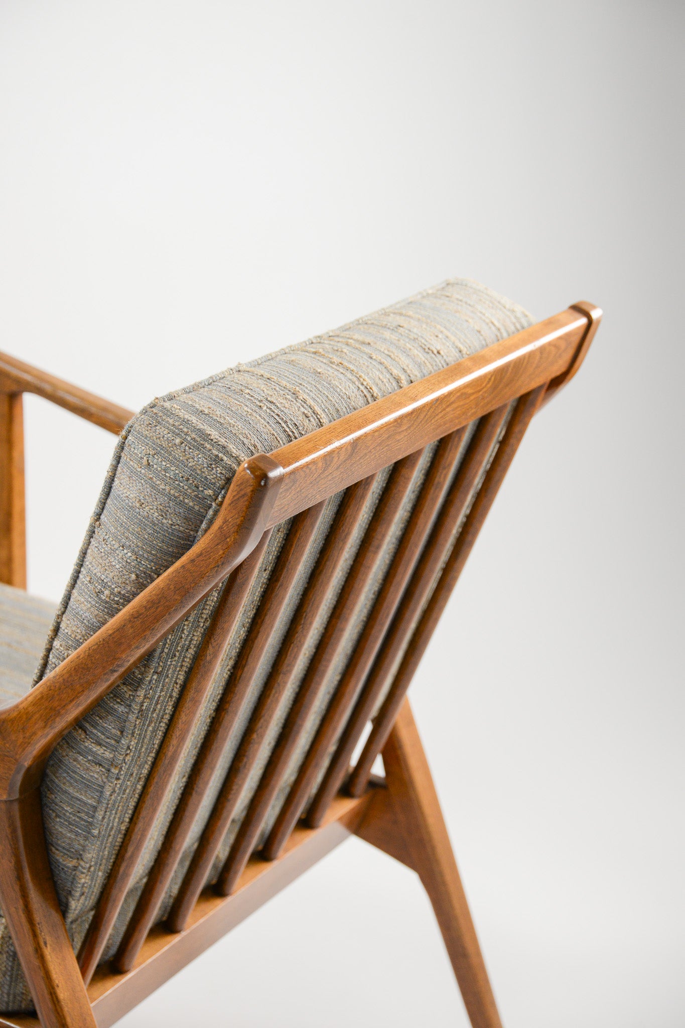 High Back Lounge Chair / ハイバック ラウンジチェア