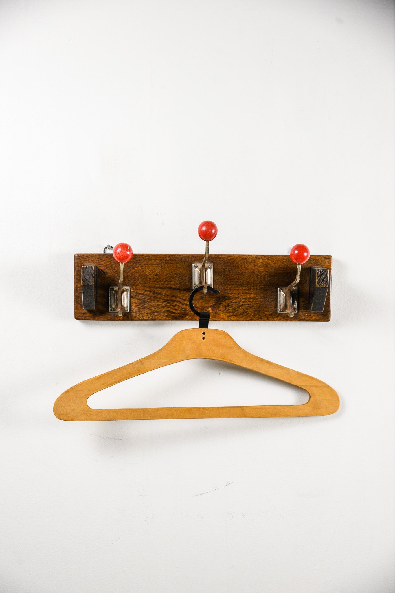 3-Hook Wall Coat Hook / 3連壁かけコートフック