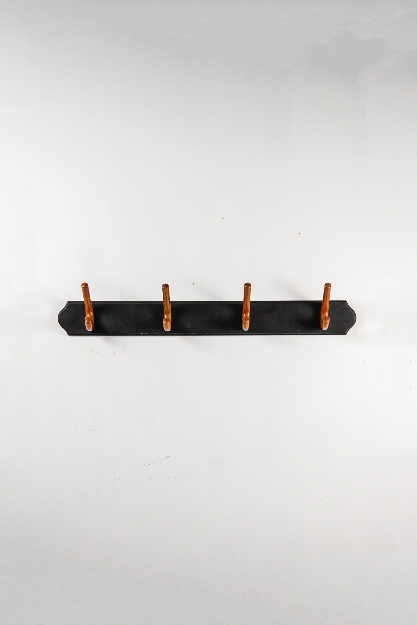 4-Hook Wall Rack / 4連壁かけコートフック