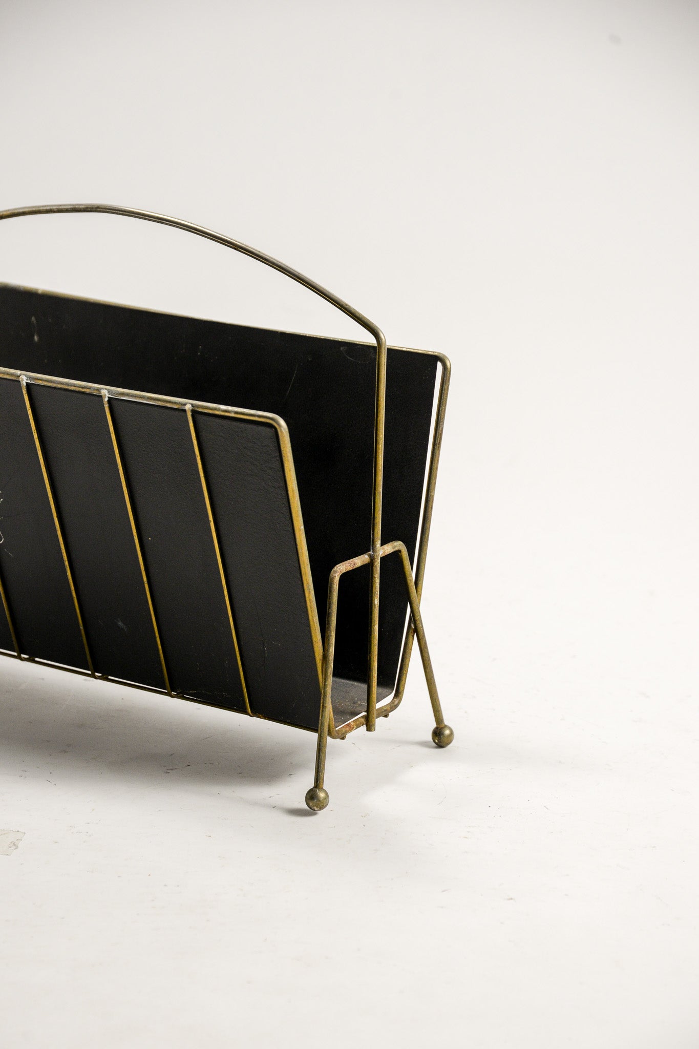 Metal Magazine Rack / メタル マガジンラック