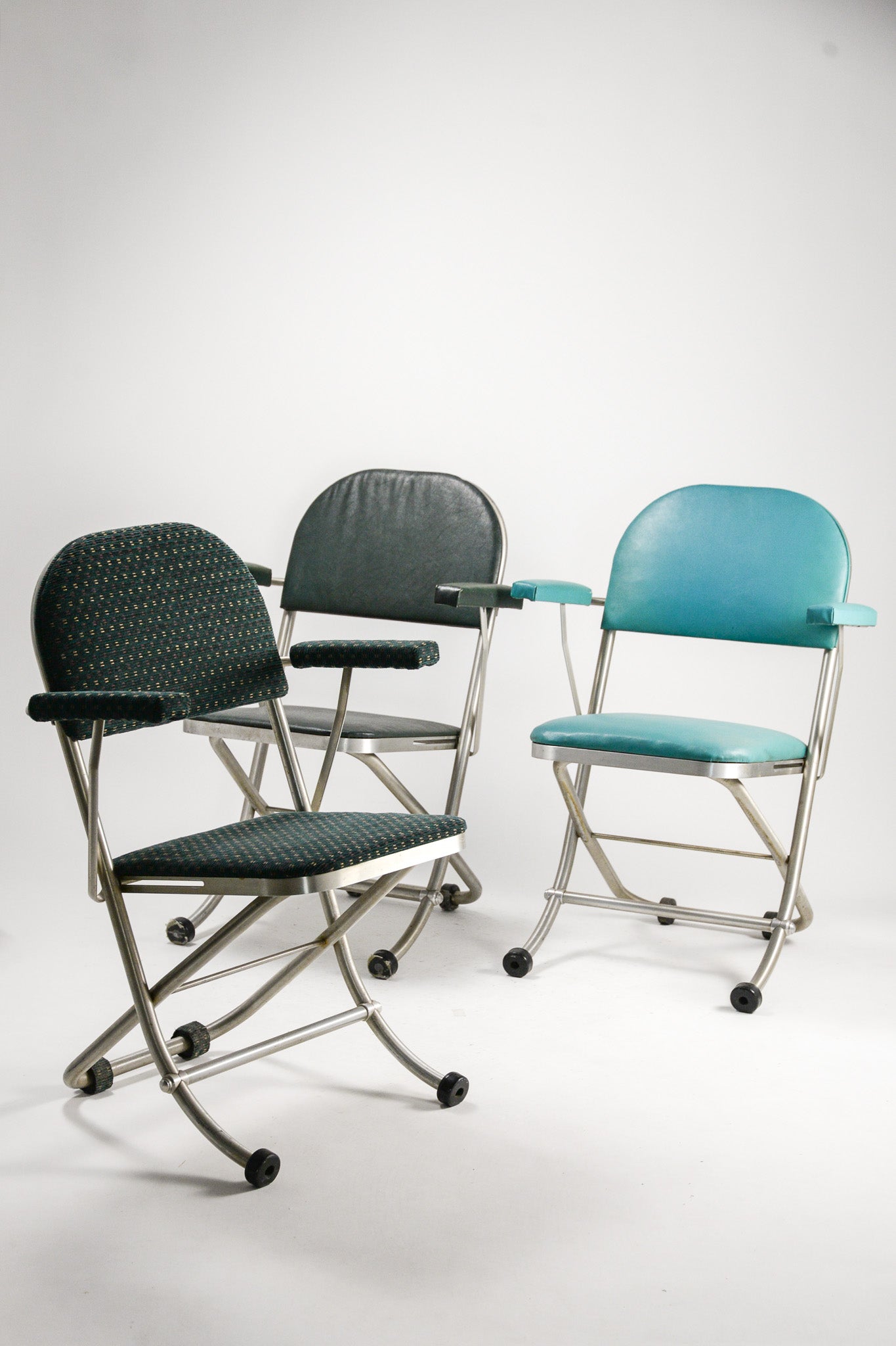 Green Fabric Folding Chair / 緑ファブリック 折りたたみイス