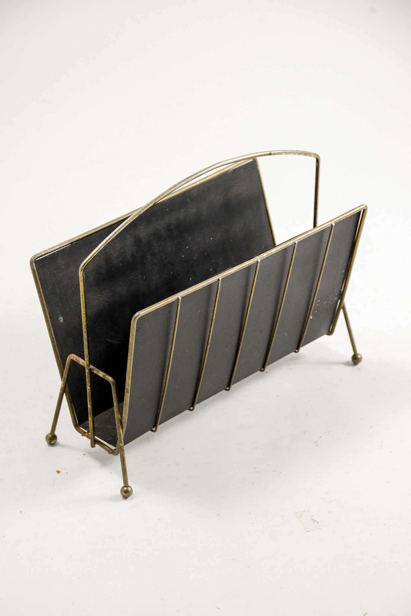 Metal Magazine Rack / メタル マガジンラック