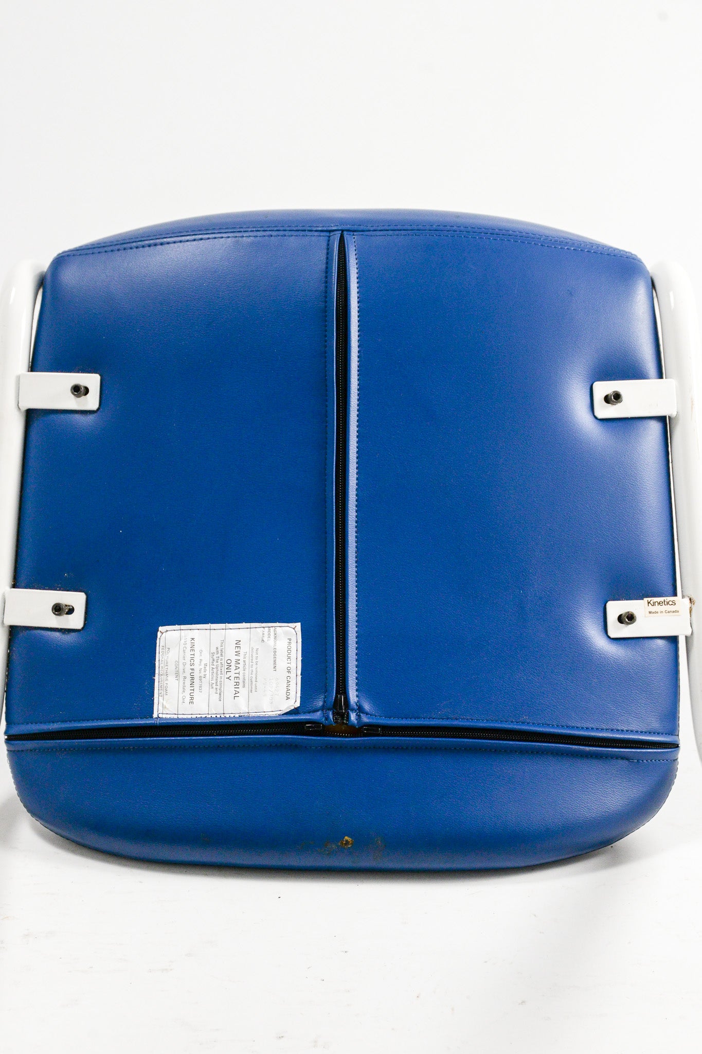 Kinetics Cantilever Armchair / Kinetics社 カンチレバー アームチェア