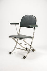 Green Fabric Folding Chair / 緑ファブリック 折りたたみイス