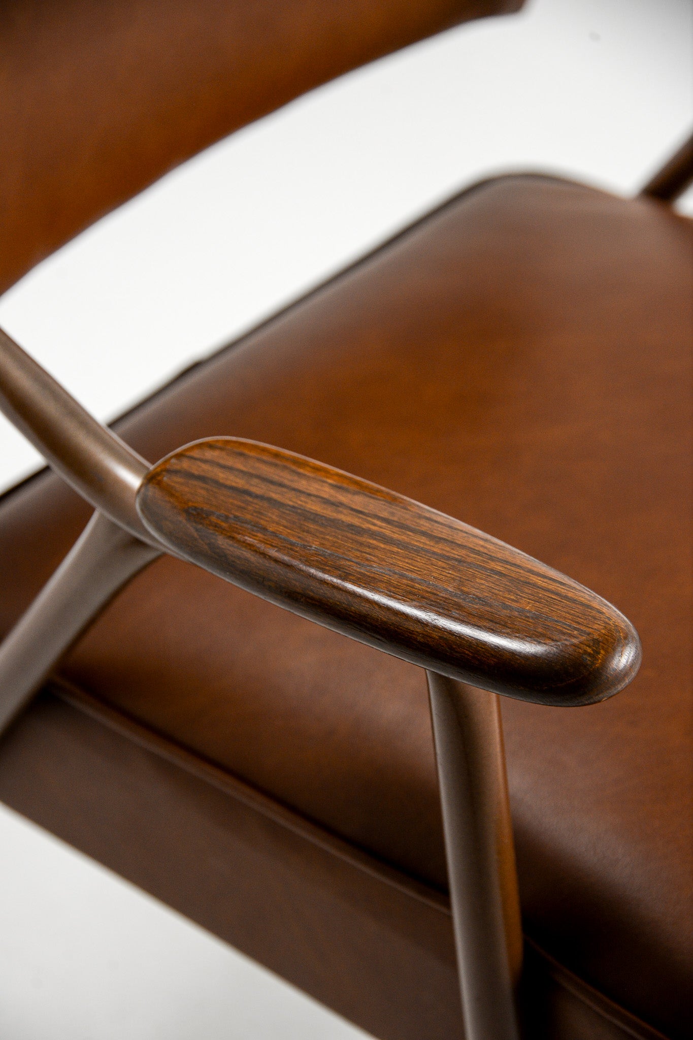 Brown Leather & Wood Armchair / 茶レザー×木製アームチェア