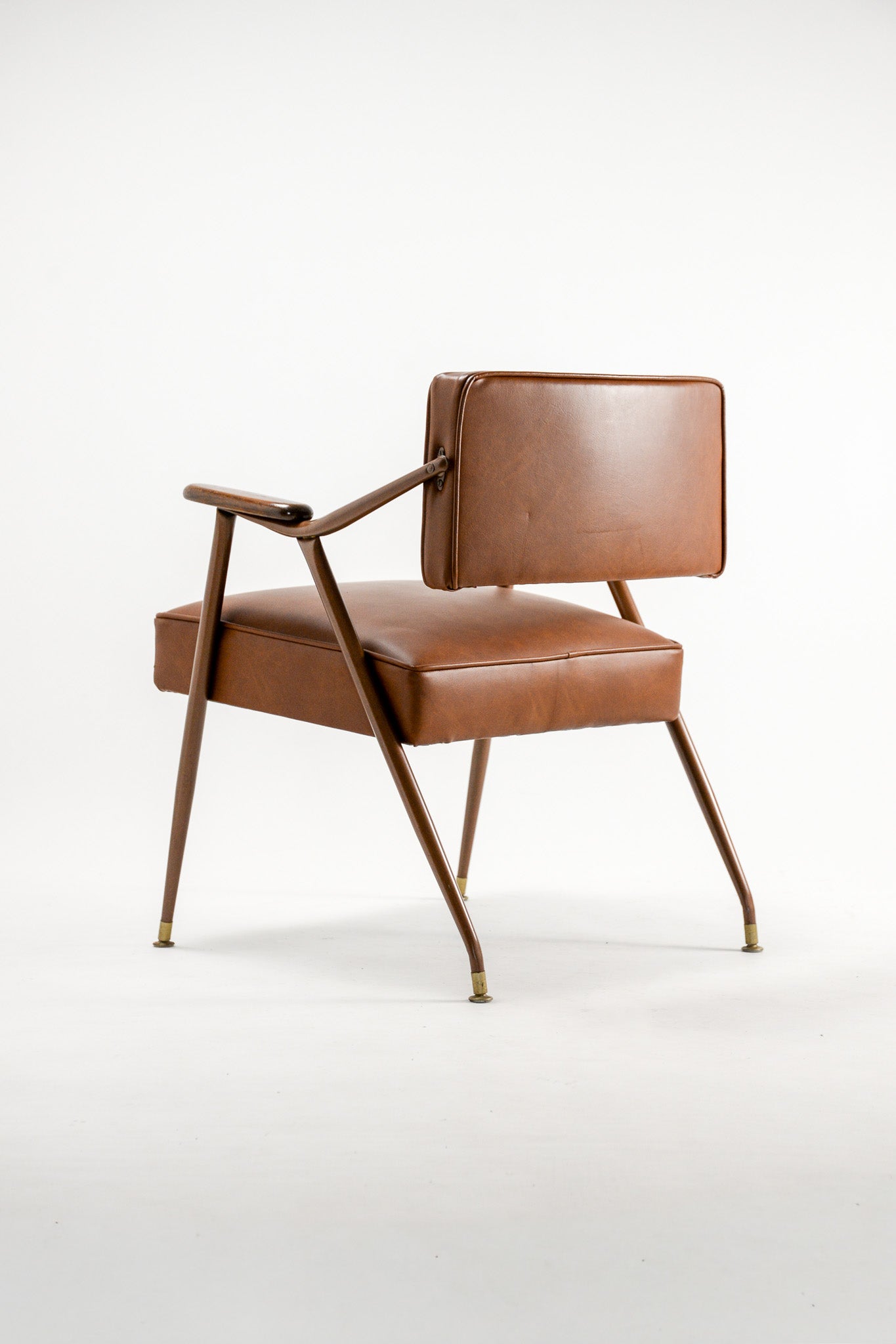 Brown Leather & Wood Armchair / 茶レザー×木製アームチェア