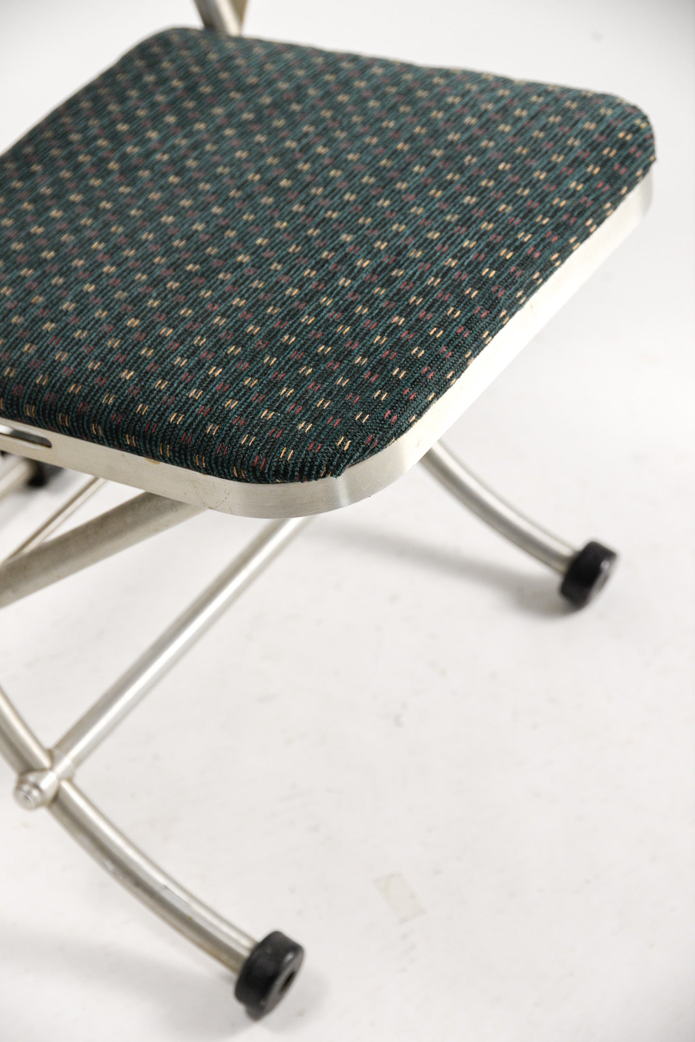Patterned Fabric Folding Chair / 柄ファブリック 折りたたみイス
