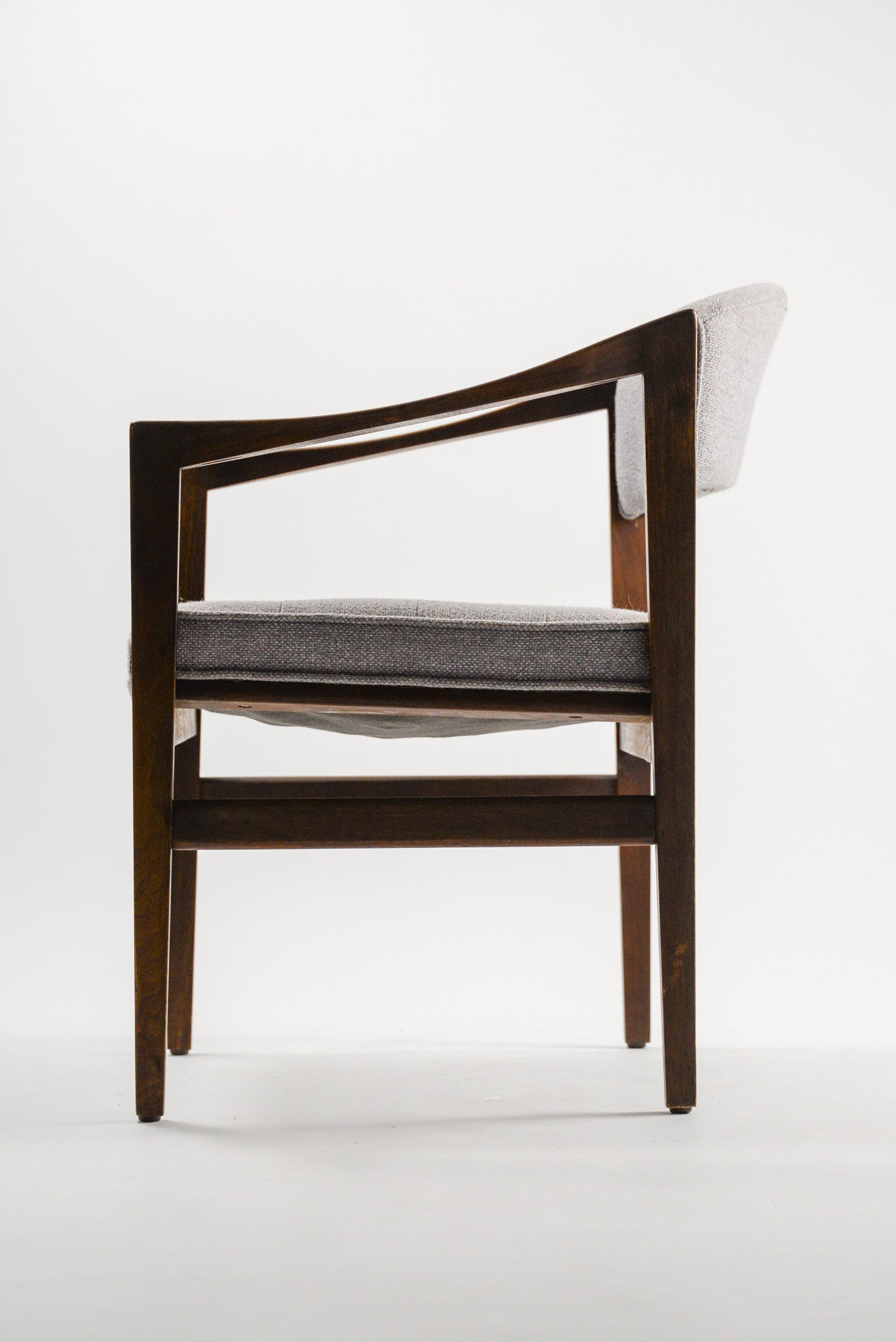 Gray Fabric Armchair / グレー生地 アームチェア