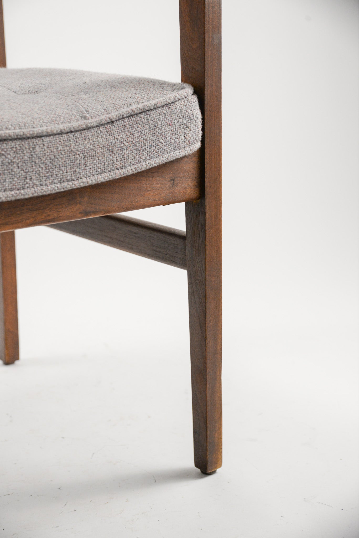 Gray Fabric Armchair / グレー生地 アームチェア