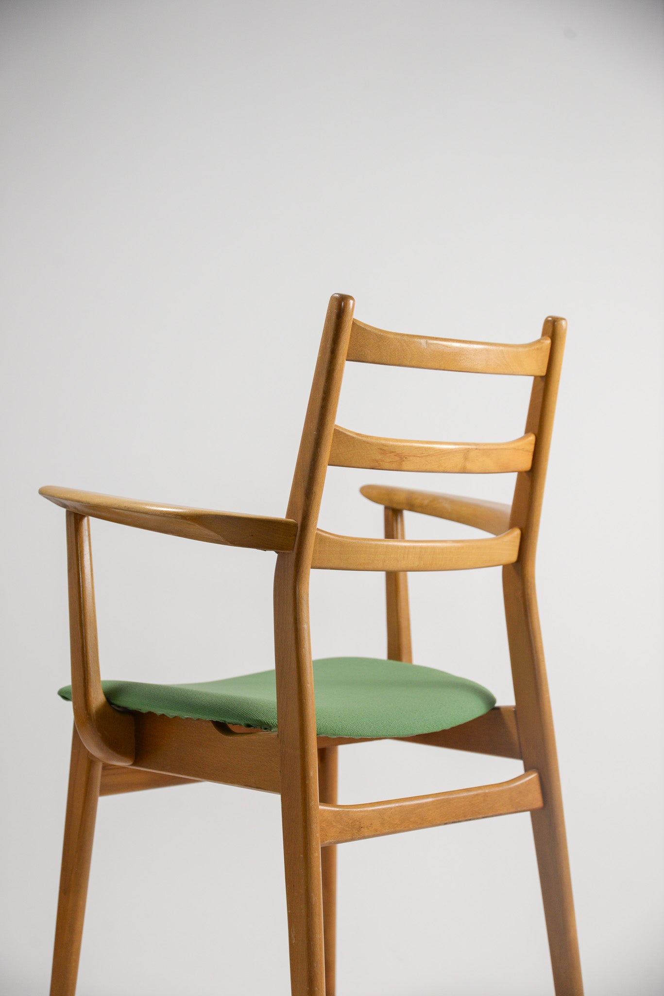 Casala Armchair / カサラ アームチェア
