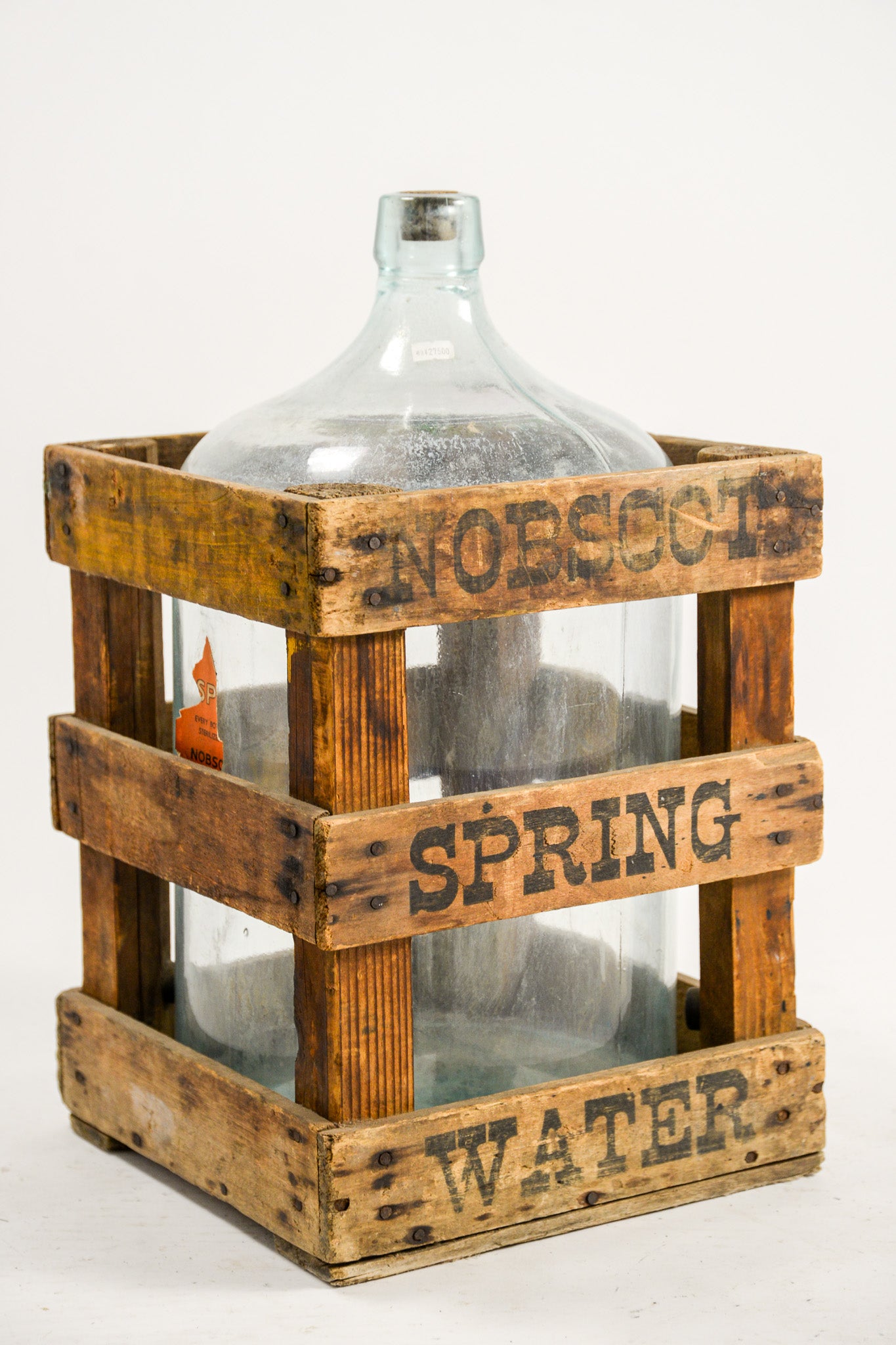 Vintage Bottle with Wooden Crate / 木箱付きビン