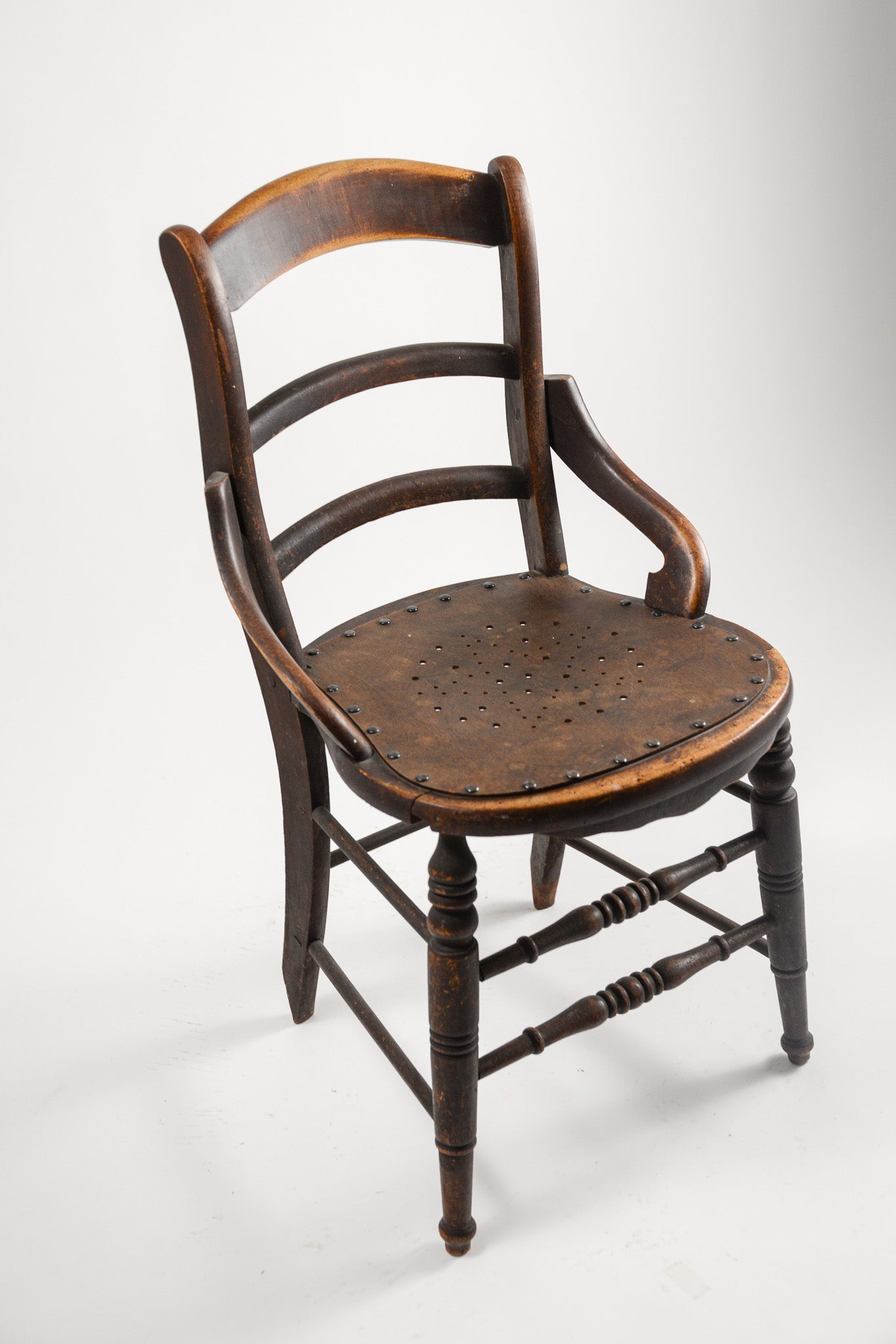 Antique Spindle Back Bentwood Side Chair / アンティーク スピンドルバック ベントウッドチェア