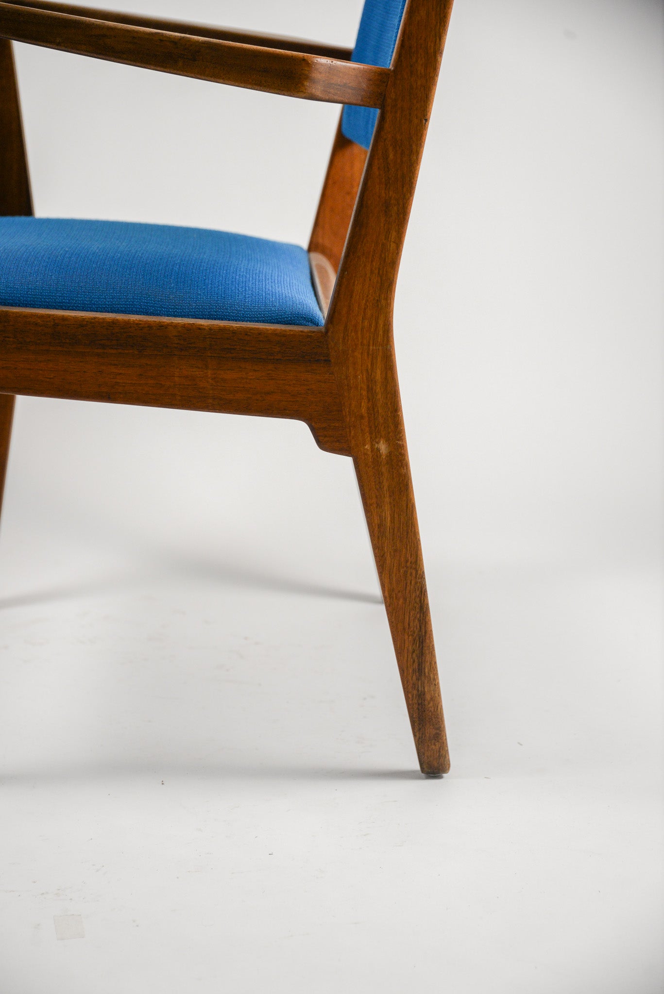 Fabric Armchair / ファブリック アームチェア