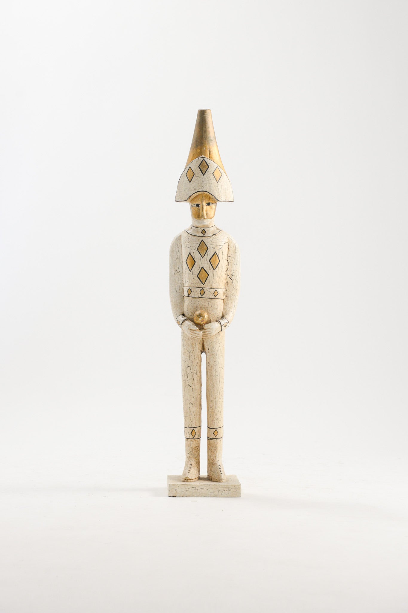 Tall Standing Figure / 人型オブジェ