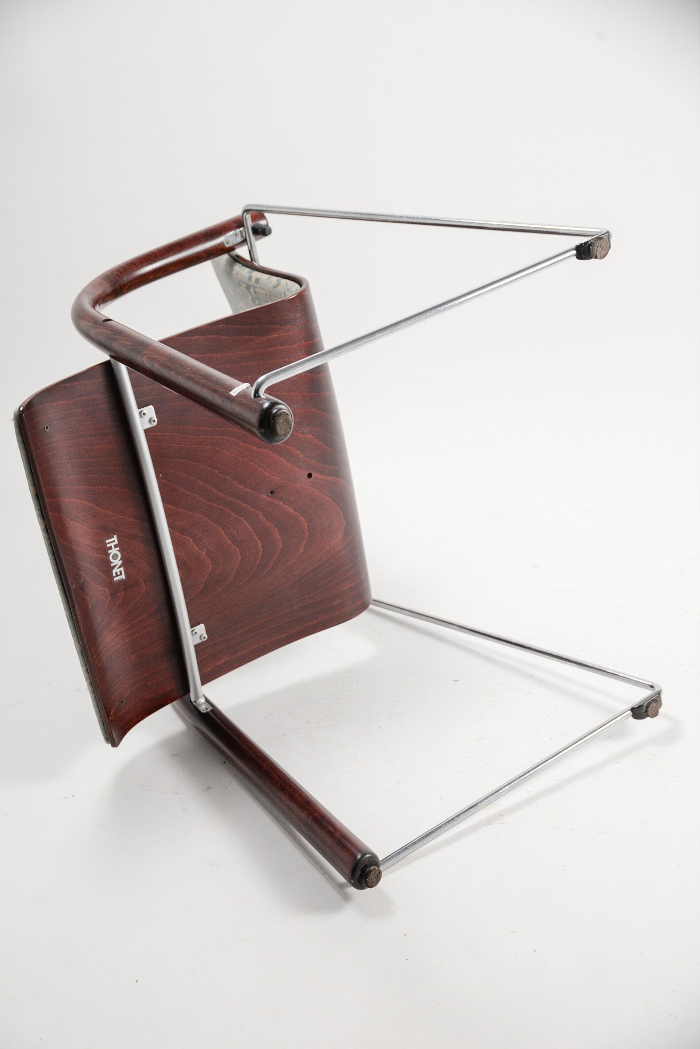 Thonet Model S320 Chair / トーネット S320 チェア – STORE IN