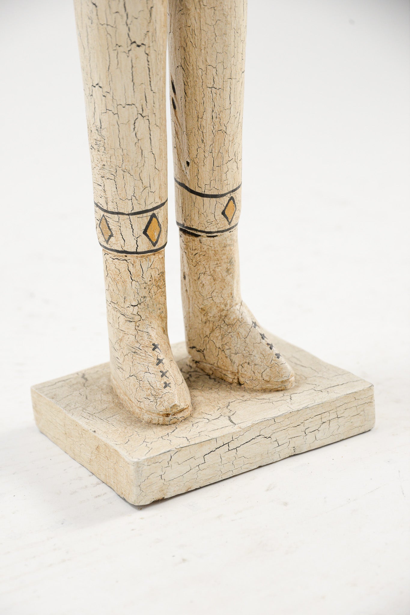 Tall Standing Figure / 人型オブジェ