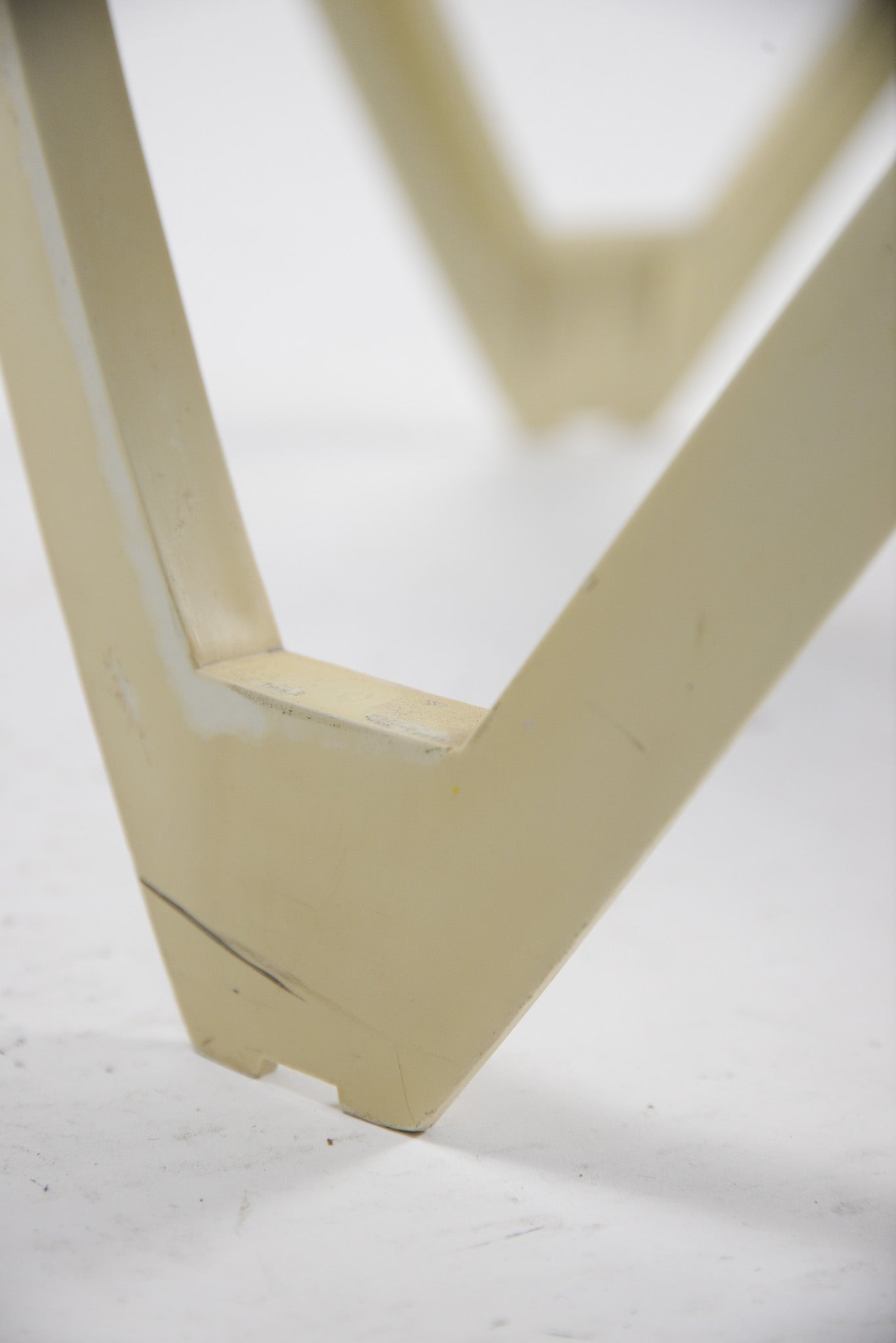 Acrylic Top Low Table / アクリルトップ ローテーブル (Blue)