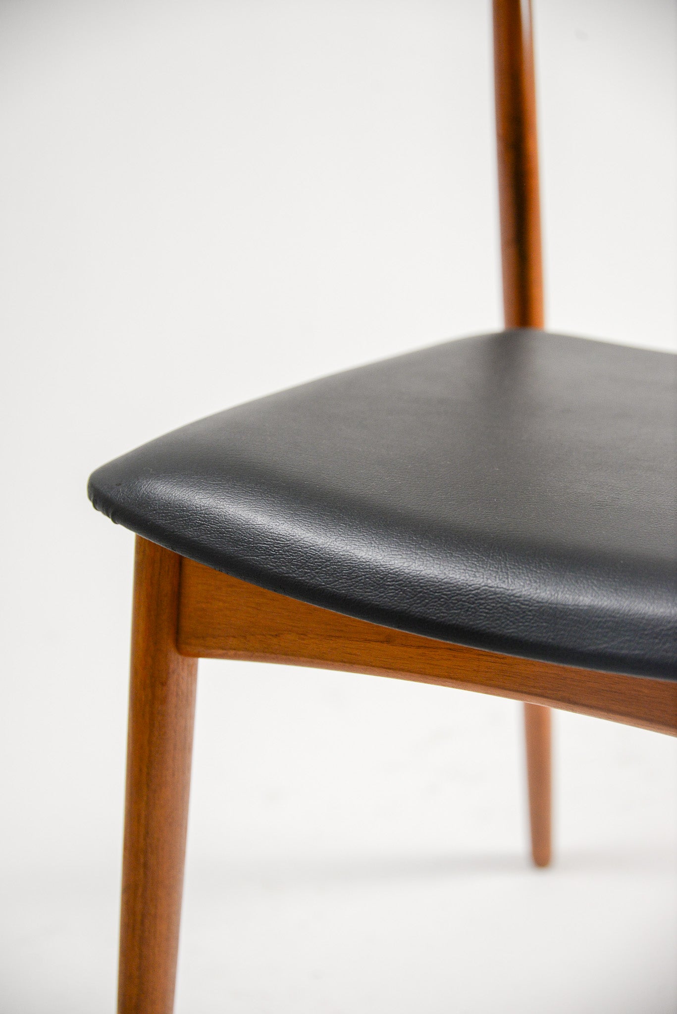 Dining Chair / ダイニングチェア