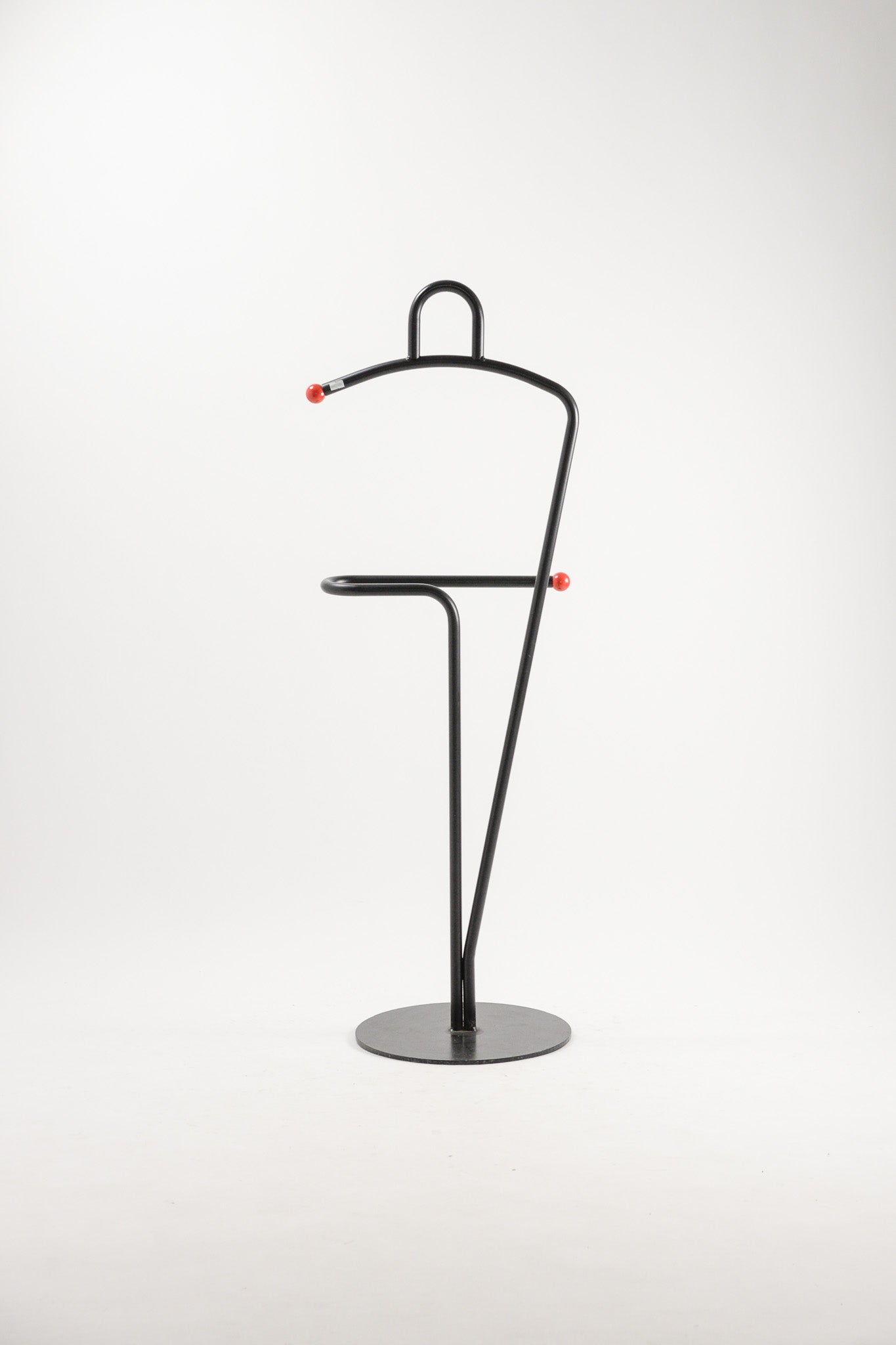 VARO,S.A. VALENTI ウォールハンガー Humanoid Valet Stand / 人型ハンガーラック – STORE IN FACTORY Online