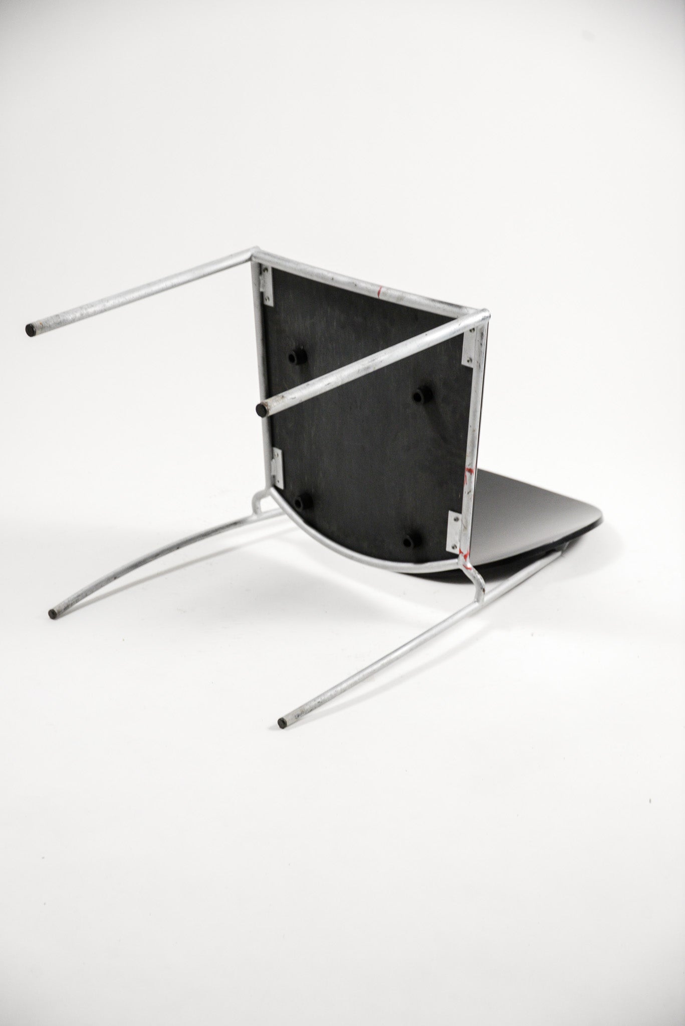 "Vik-Ter 1 Dining Chair" by Dakota Jackson / "ヴィクター 1" ダイニングチェア