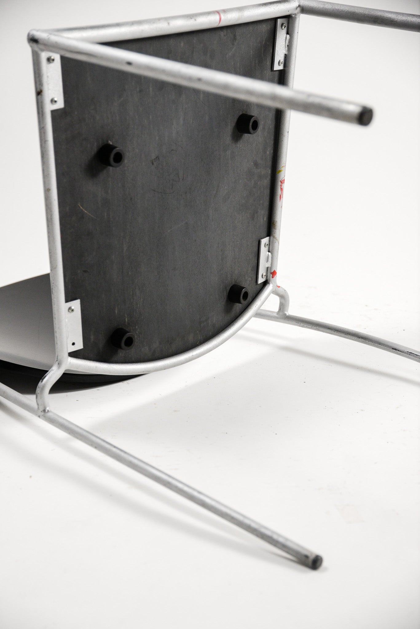 "Vik-Ter 1 Dining Chair" by Dakota Jackson / "ヴィクター 1" ダイニングチェア