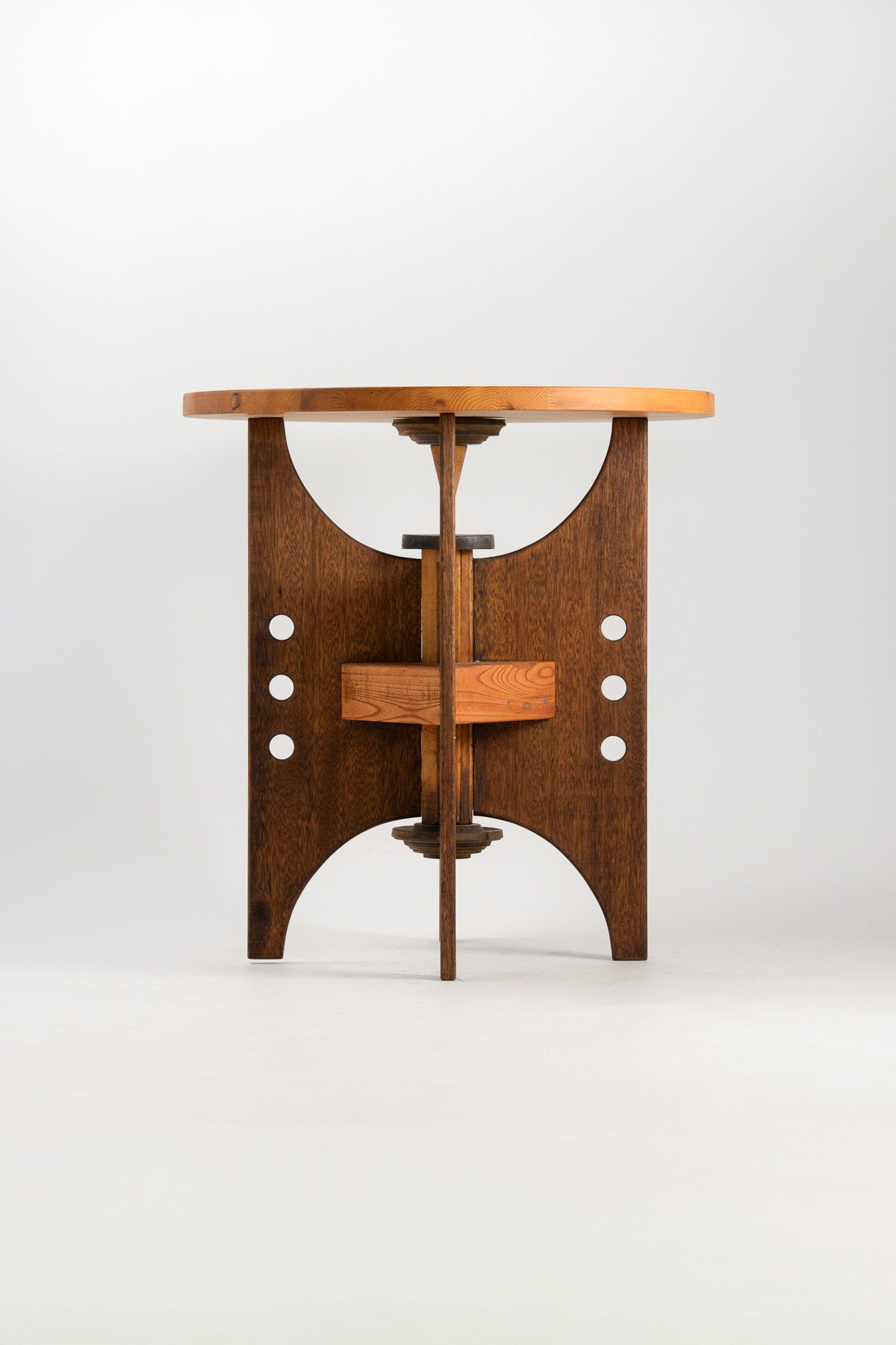 Original Round Table / オリジナル円卓