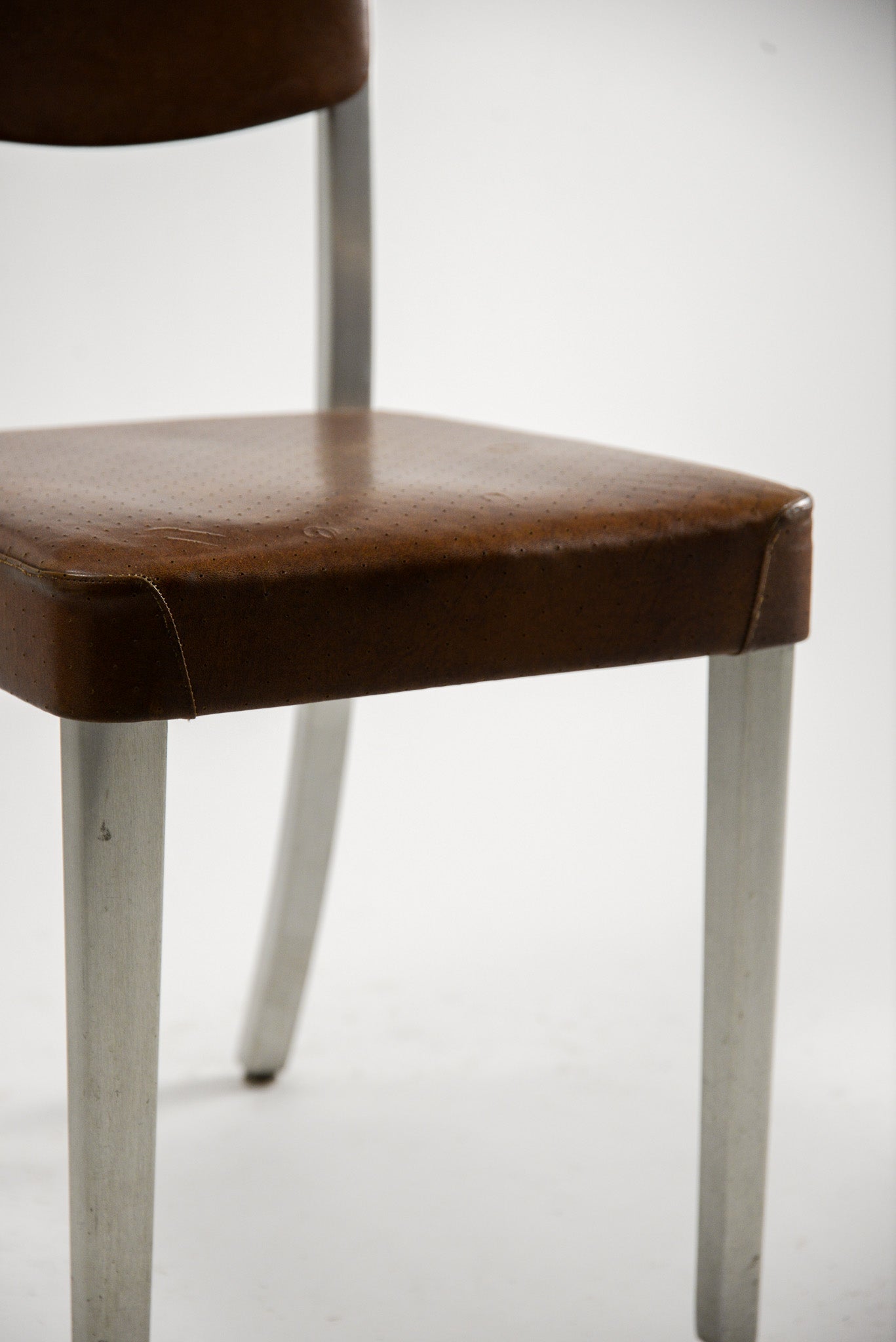 Art Metal "Correct Seating" Aluminum Side Chair / アートメタル "Correct Seating" アルミサイドチェア