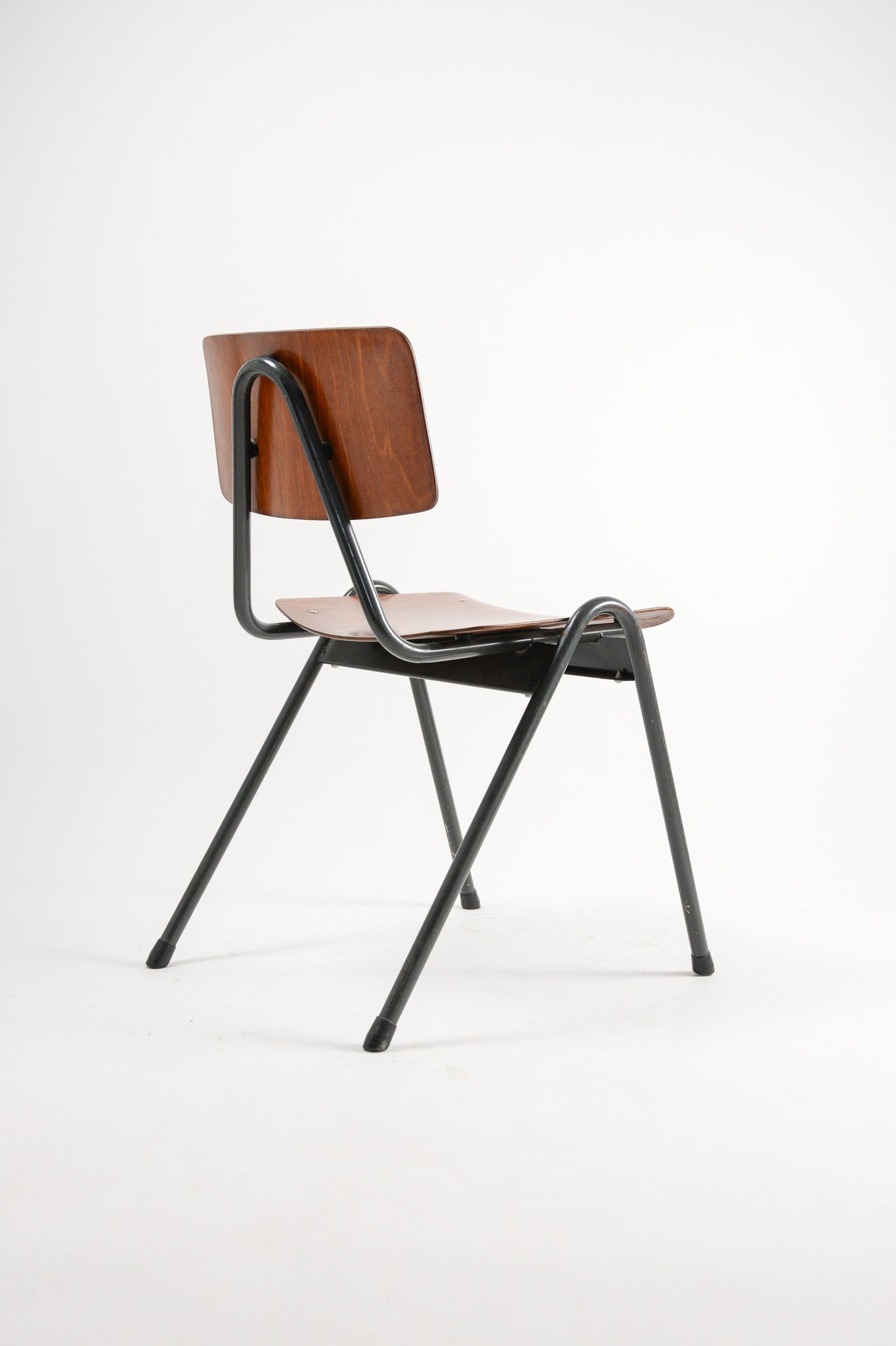 Pagholz Stacking Chair / パグホルツ スタッキングチェア
