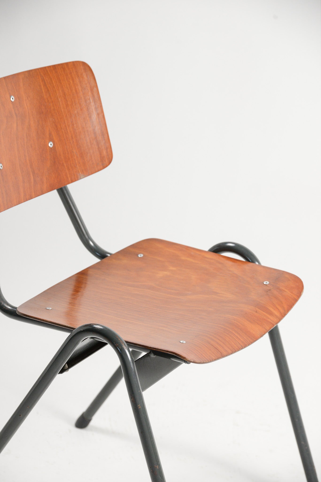 Pagholz Stacking Chair / パグホルツ スタッキングチェア