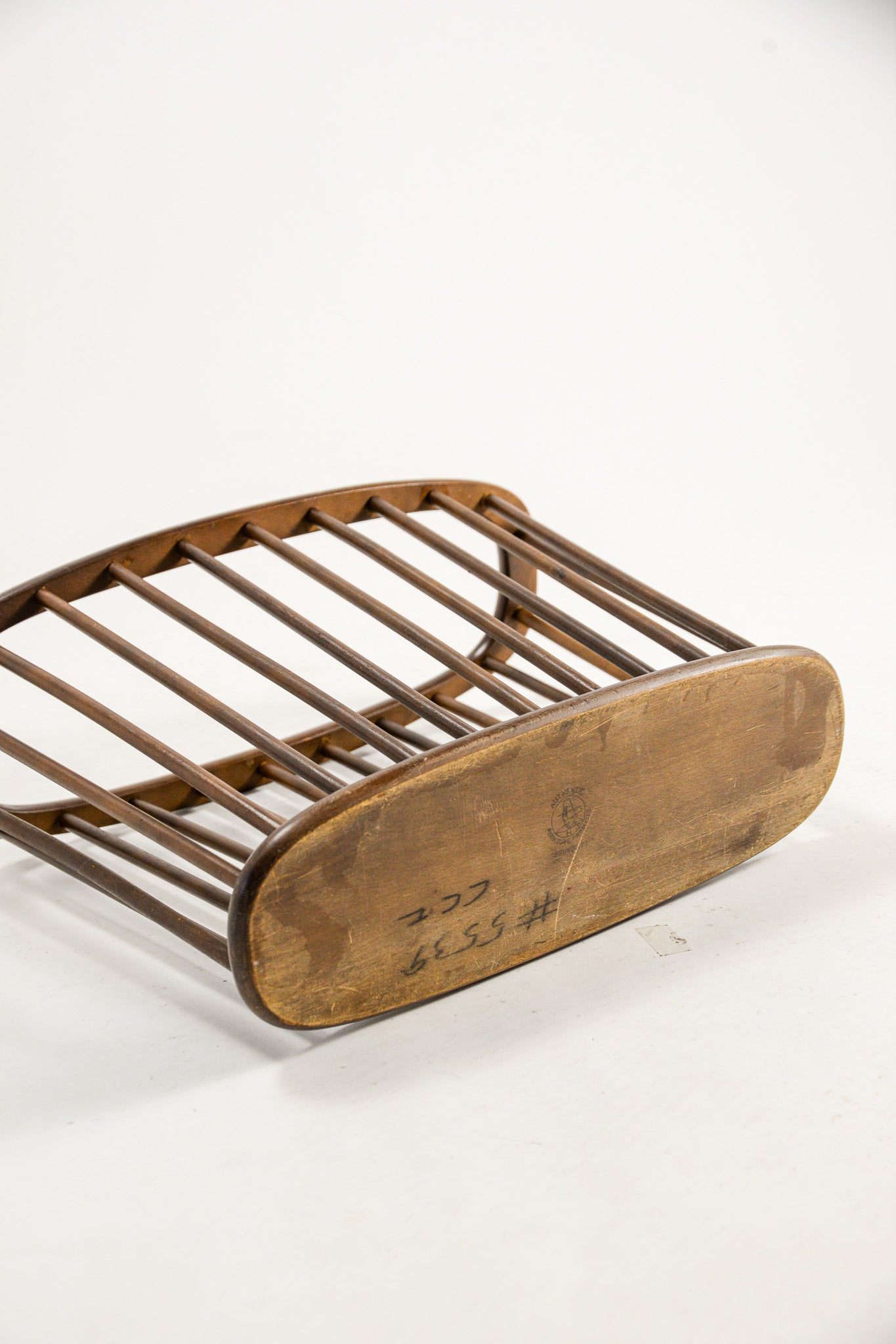 Wooden Oval Magazine Rack / 木製オーバルマガジンラック
