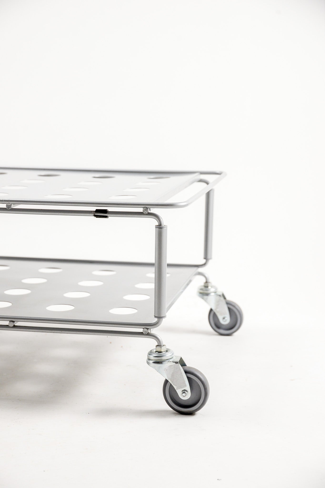 Metal Cart with Casters (IKEA) / キャスター付メタル棚（IKEA）