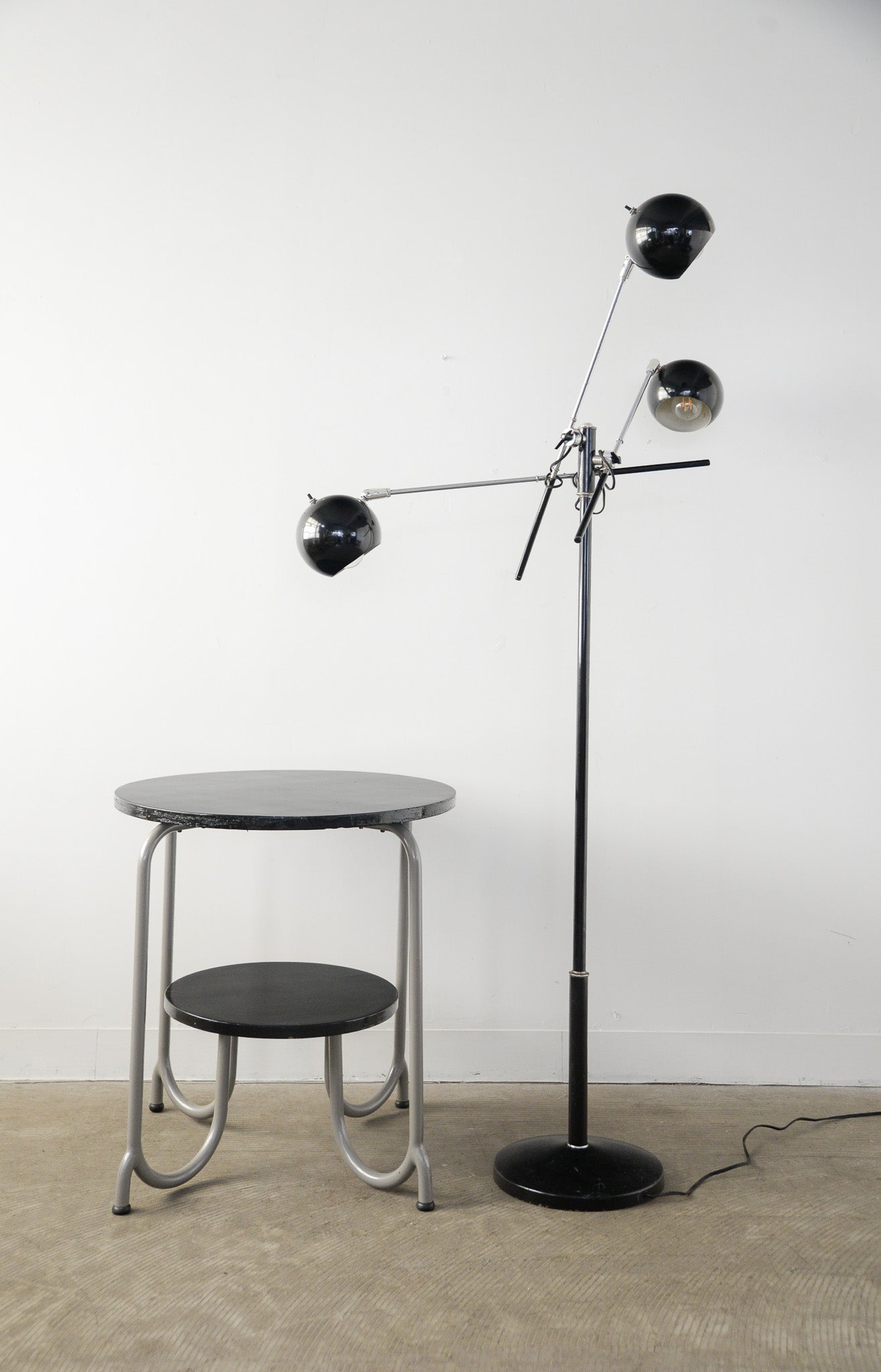 Side Table with Tubular Steel Frame / チューブラースチール サイドテーブル