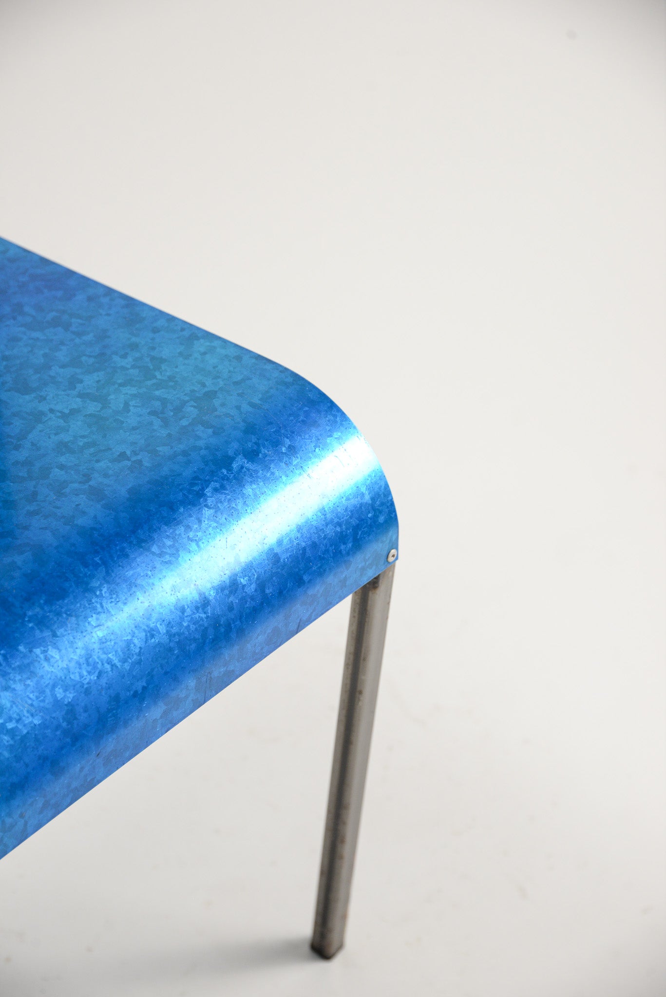 Blue Metal Chair by Parisotto / ブルーメタルチェア
