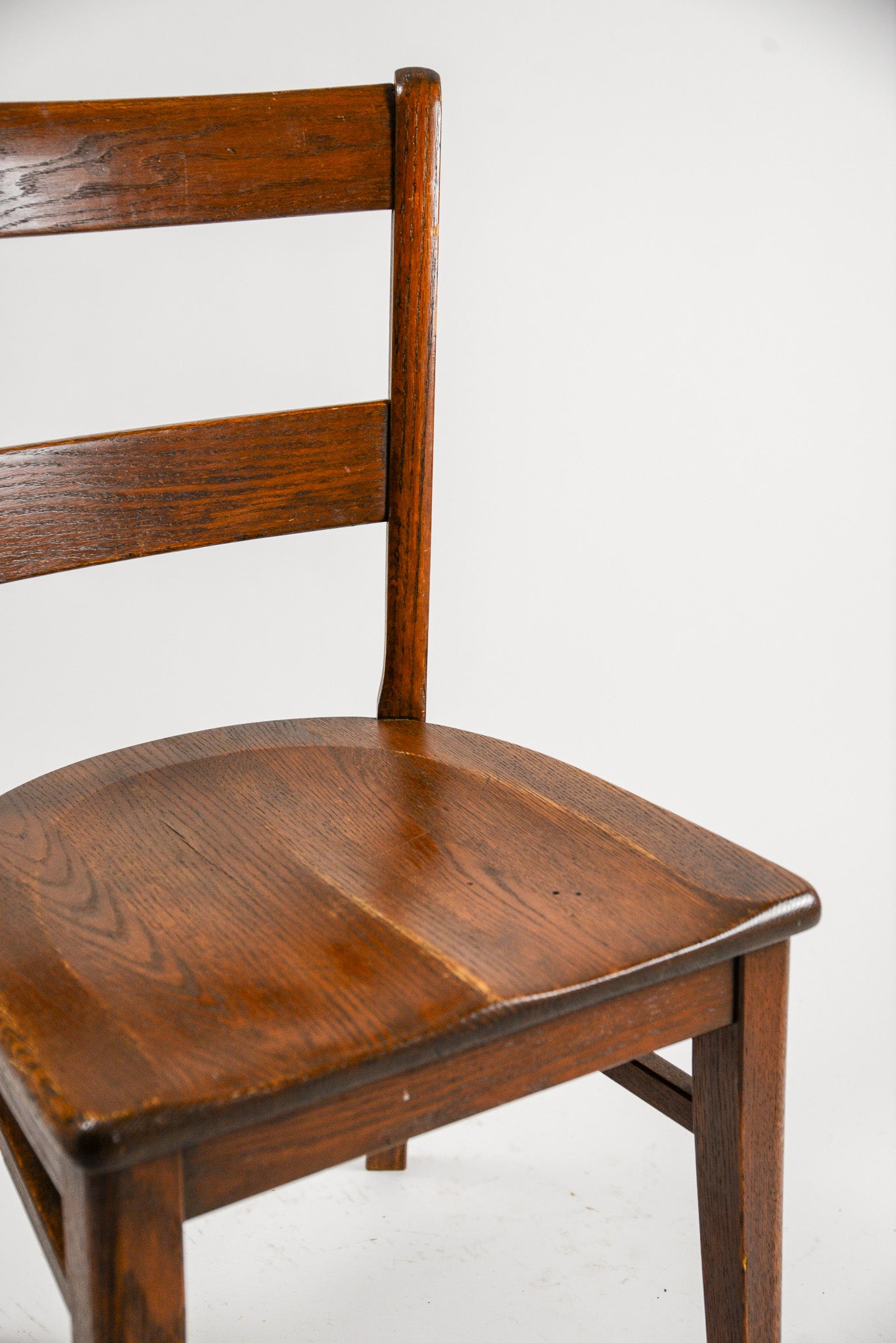 Wooden Ladder-back Side Chair / 木製ラダーバックサイドチェア