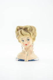Ceramic Figurine "Woman" / 陶器の女性オブジェ