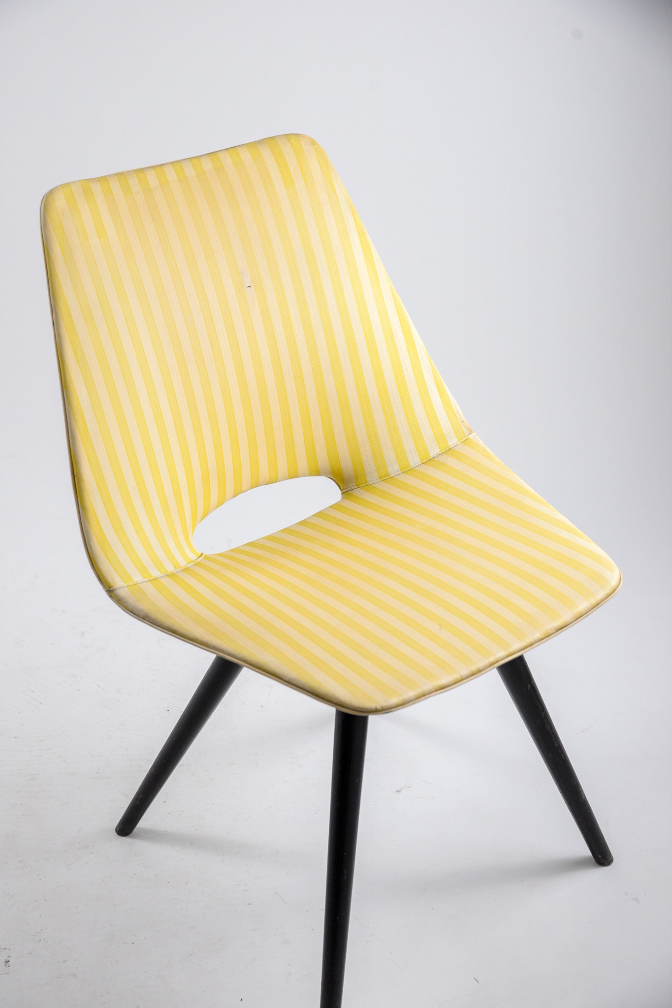 Tonneau Chair Pierre Guariche THONET / トノーチェア　ピエール・ガーリッシュ　トネット