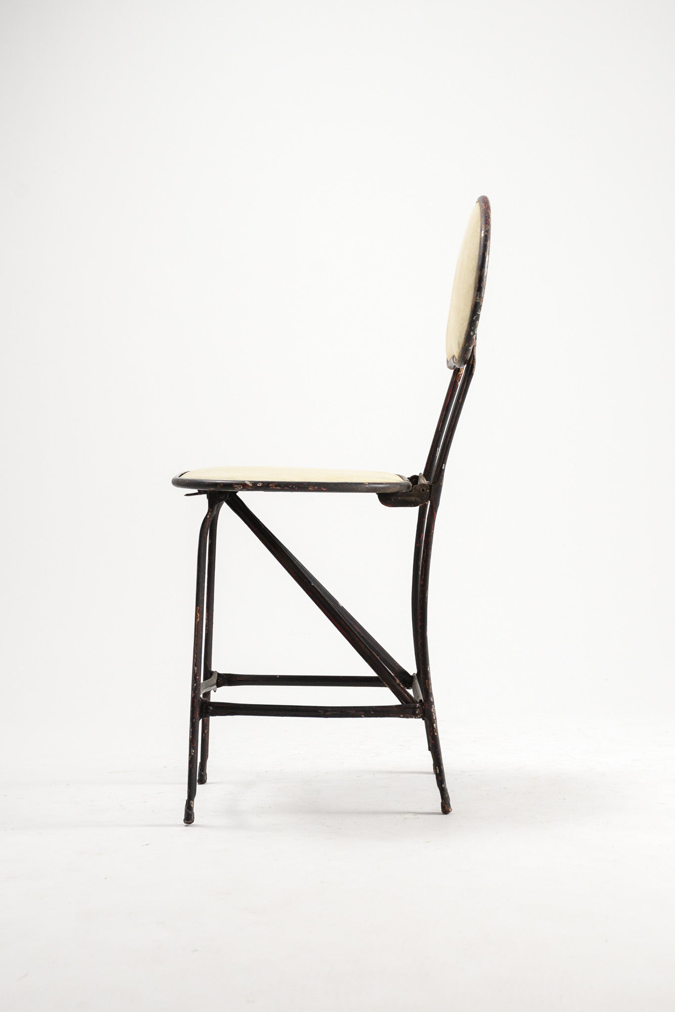 Metal Folding Chair / メタルフレーム折りたたみ椅子