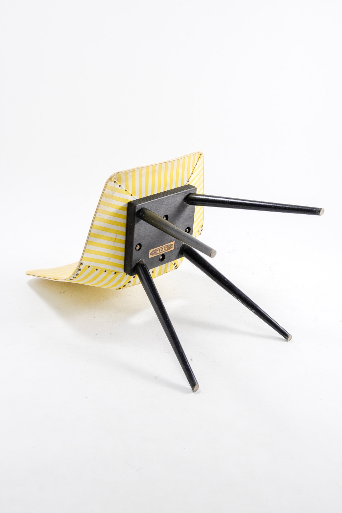 Tonneau Chair Pierre Guariche THONET / トノーチェア　ピエール・ガーリッシュ　トネット