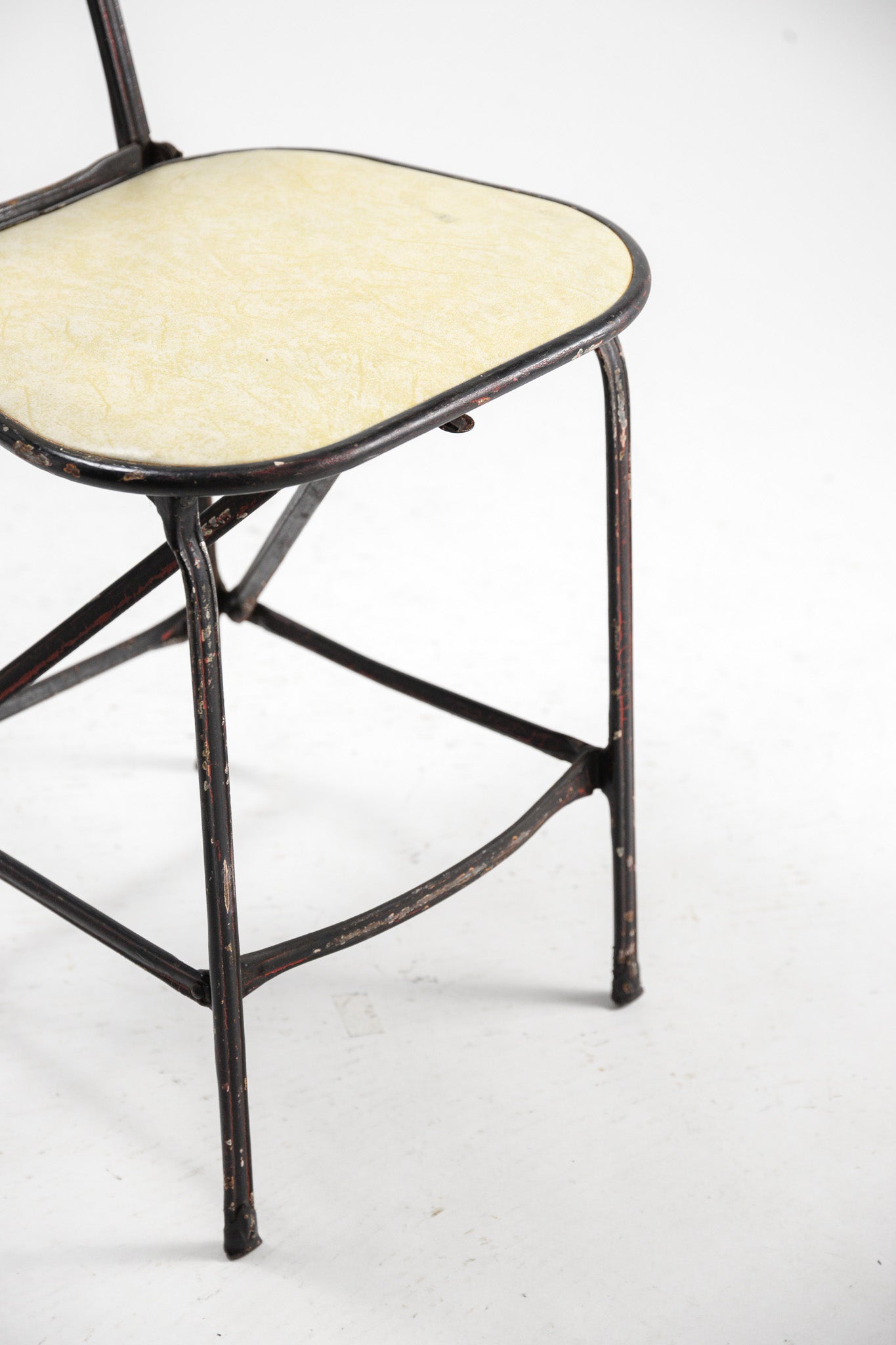 Metal Folding Chair / メタルフレーム折りたたみ椅子