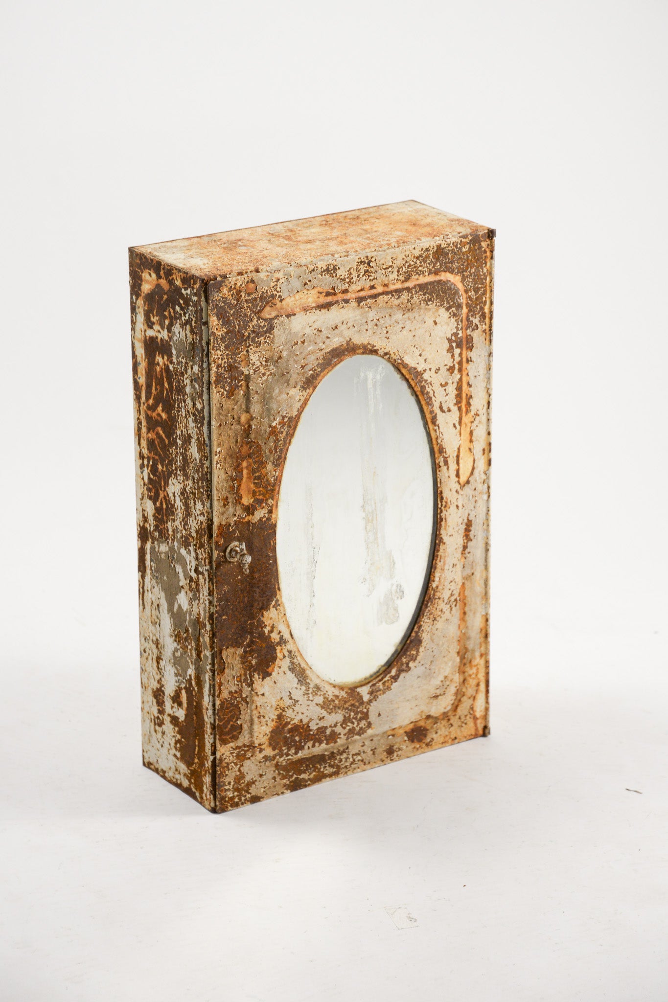 Shabby Mirror Cabinet / シャビー洗面戸棚