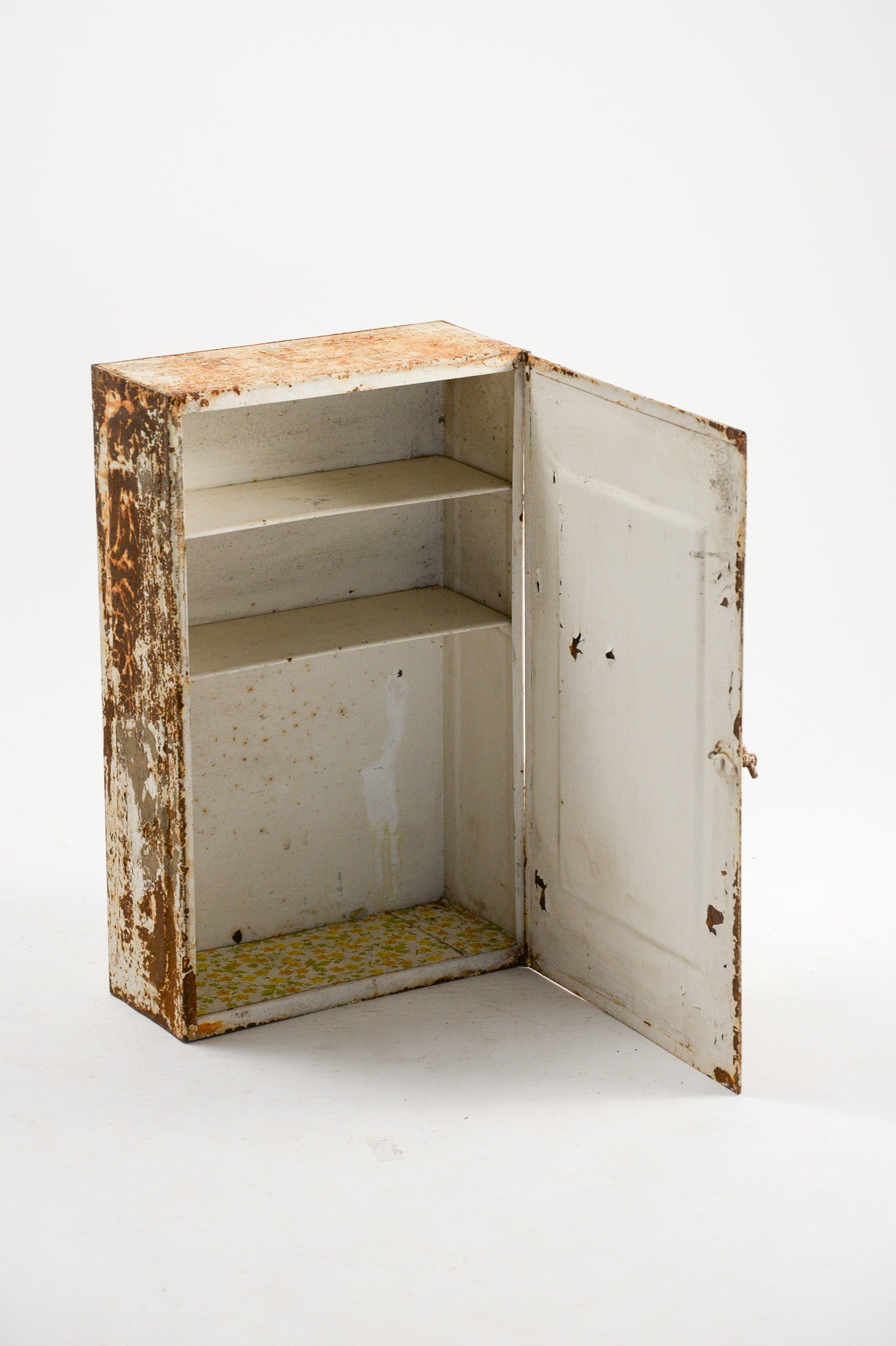Shabby Mirror Cabinet / シャビー洗面戸棚 – STORE IN FACTORY Online