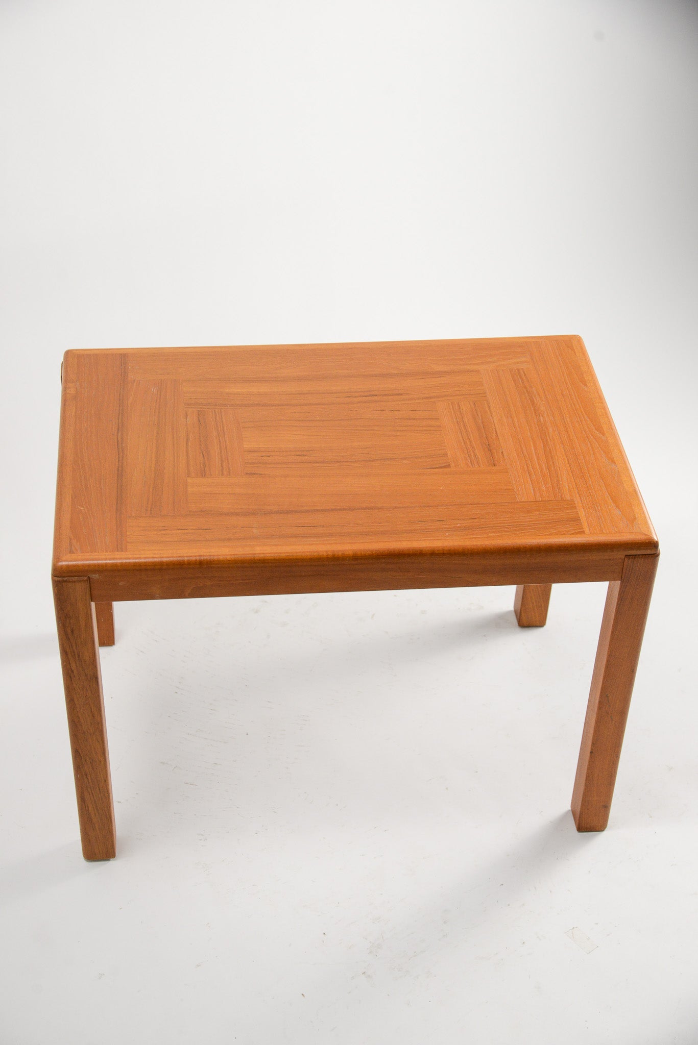 Danish Teak Coffee Table / デンマーク製 チーク コーヒーテーブル
